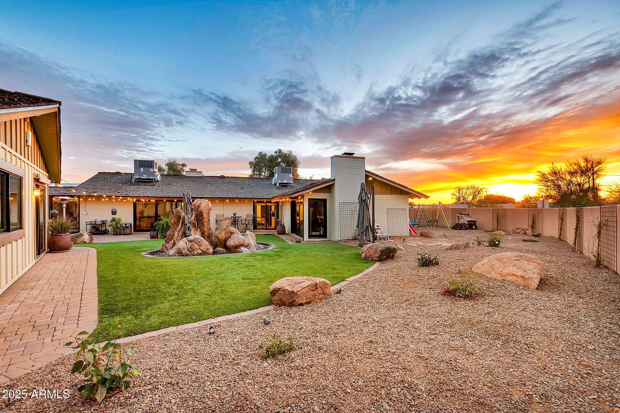 4022 E STANFORD Drive