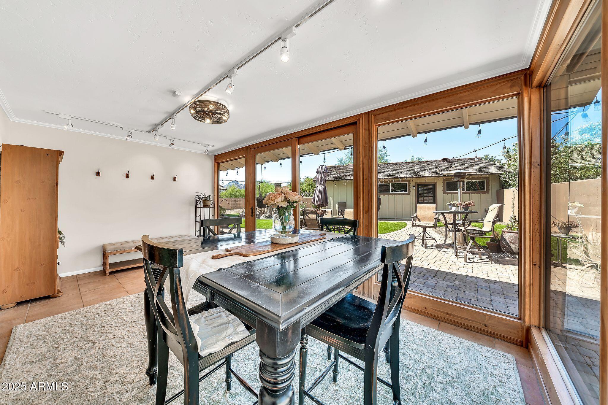 4022 E STANFORD Drive