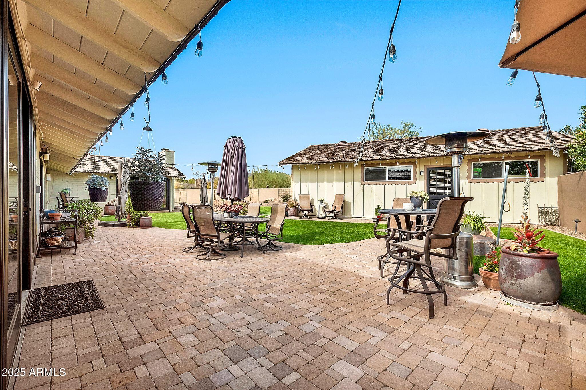 4022 E STANFORD Drive