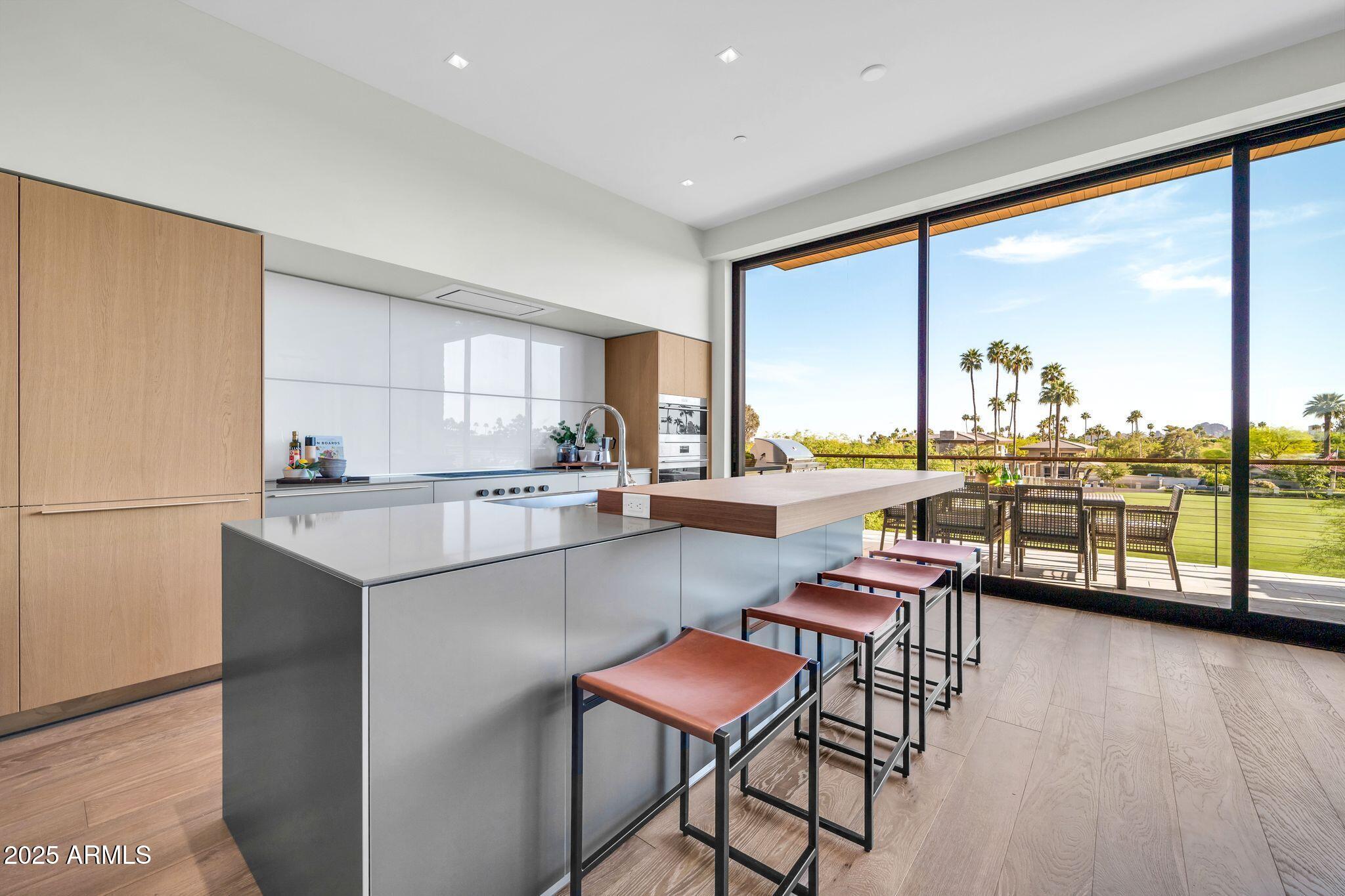 6331 E PHOENICIAN Boulevard, 6