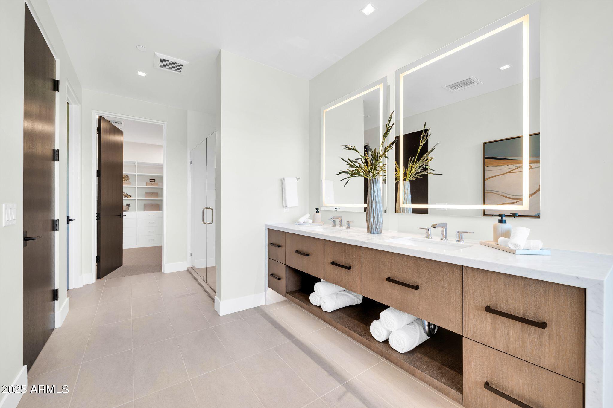 6331 E PHOENICIAN Boulevard, 6