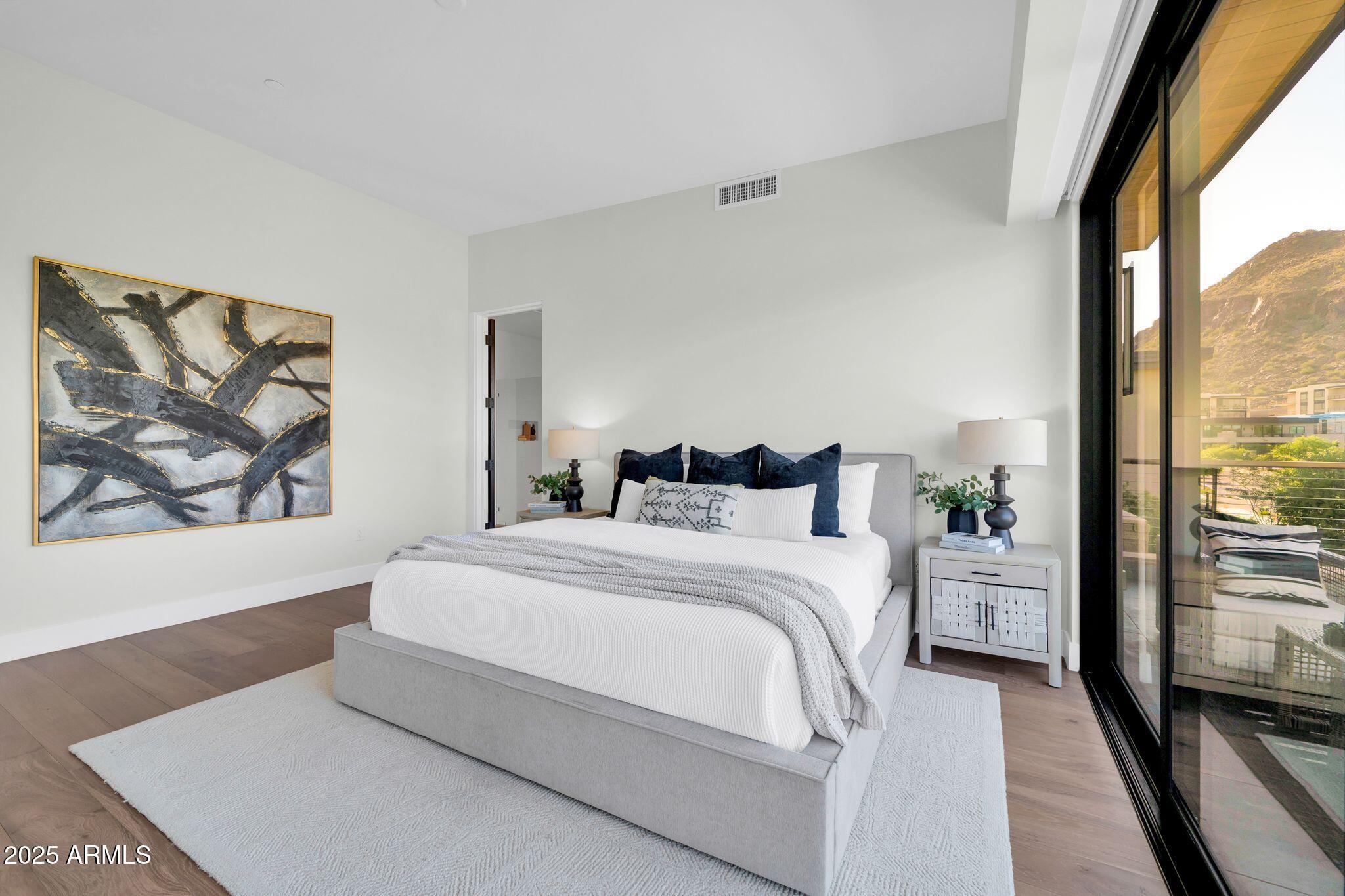 6331 E PHOENICIAN Boulevard, 6