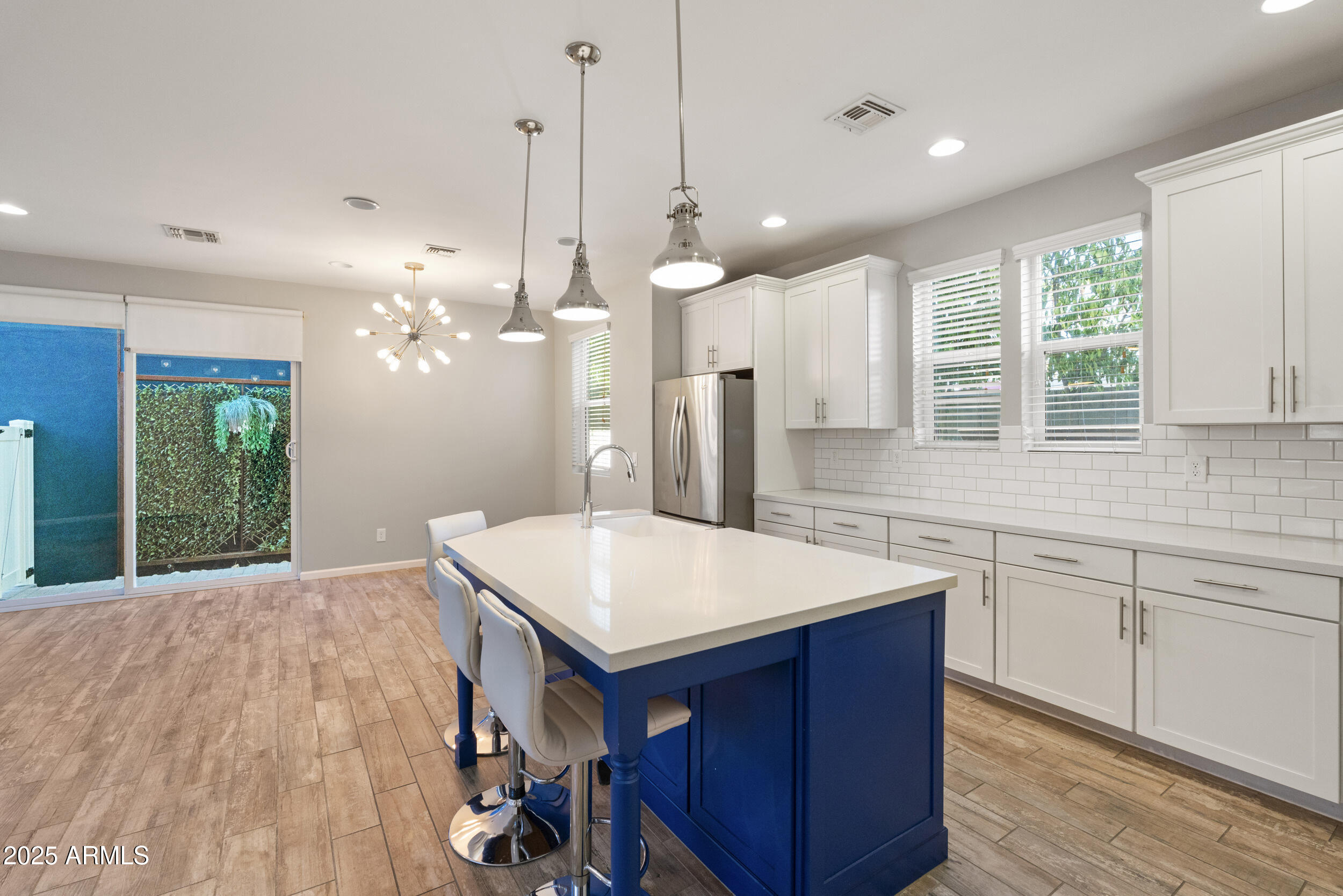 714 E BOCA RATON Road