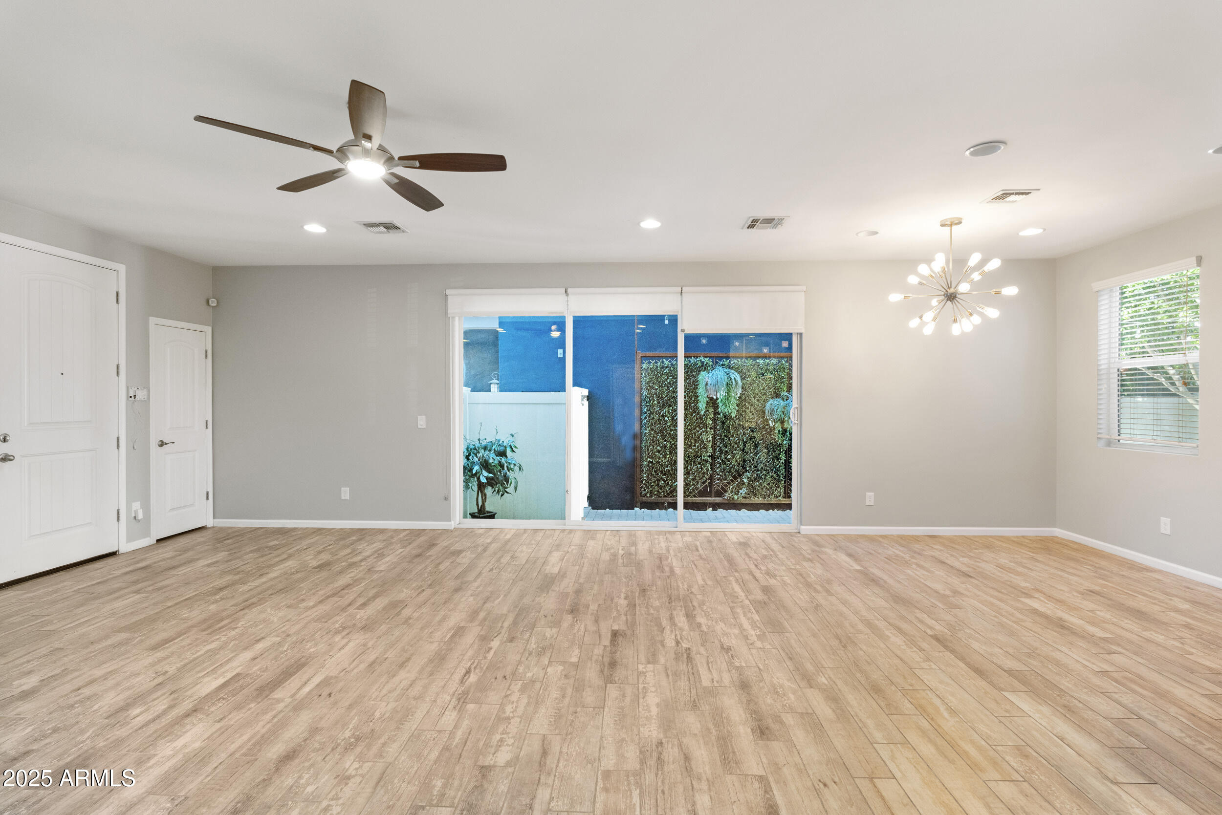 714 E BOCA RATON Road