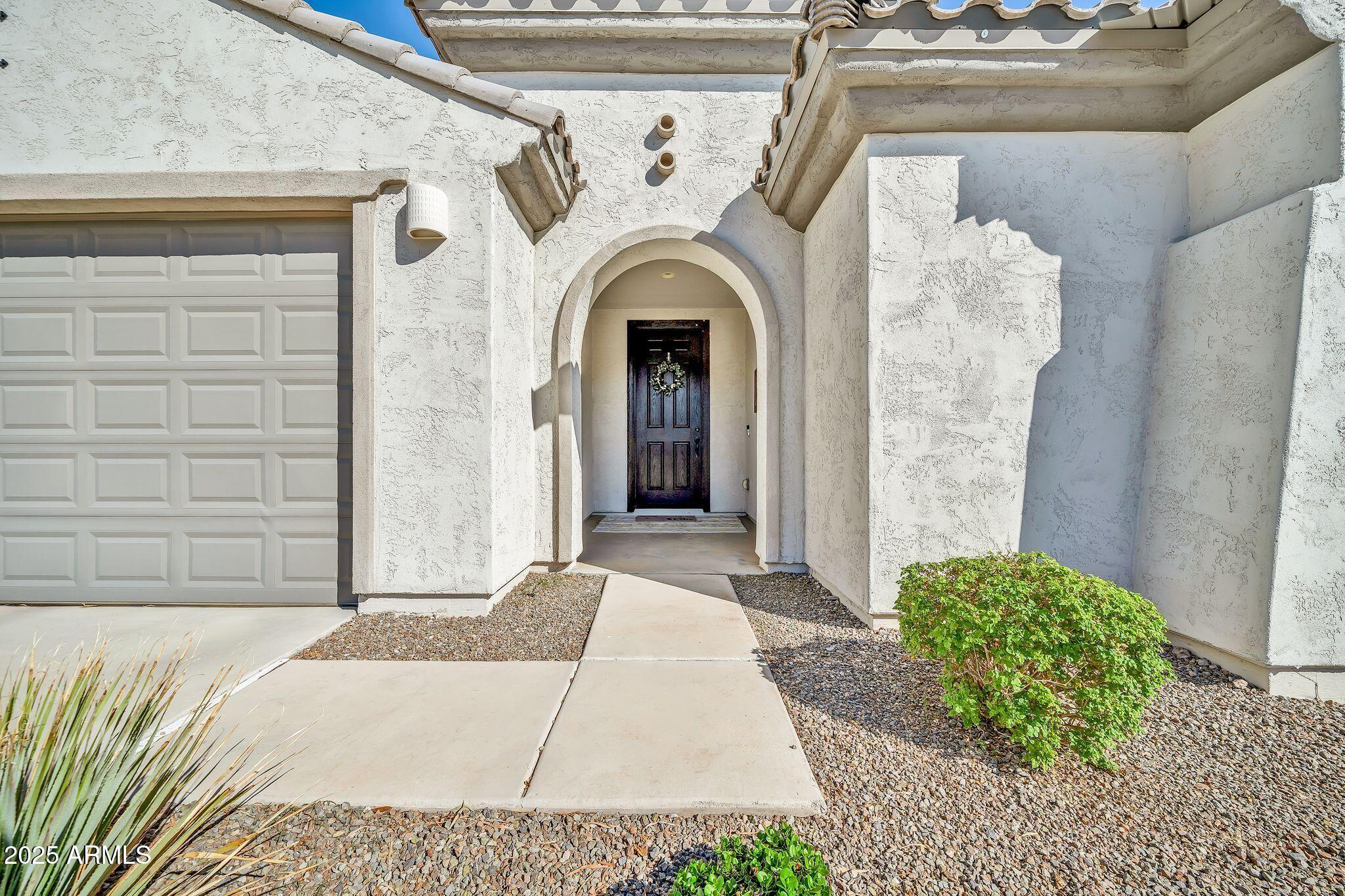 25932 W SANDS Drive