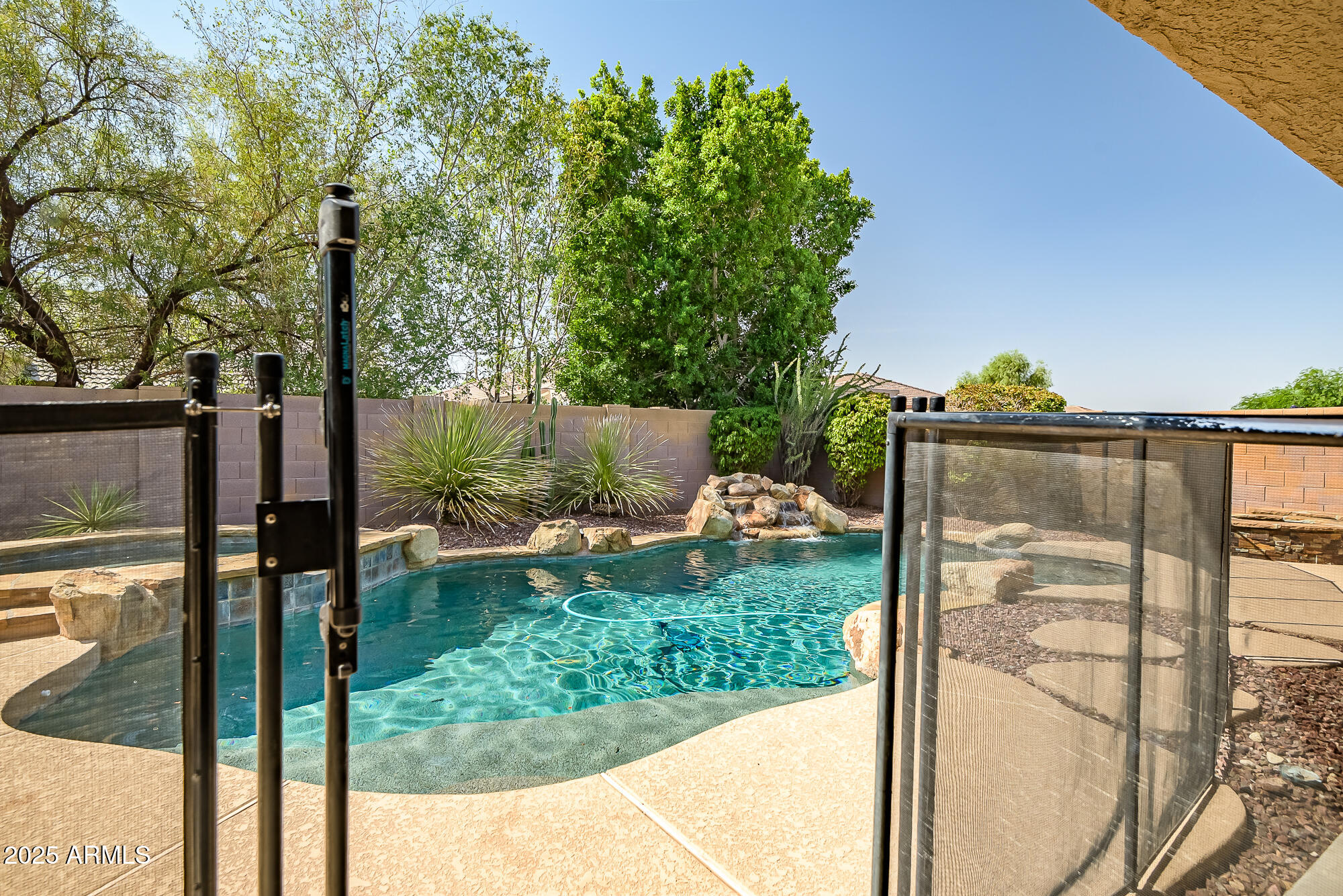 4423 W MAGELLAN Drive