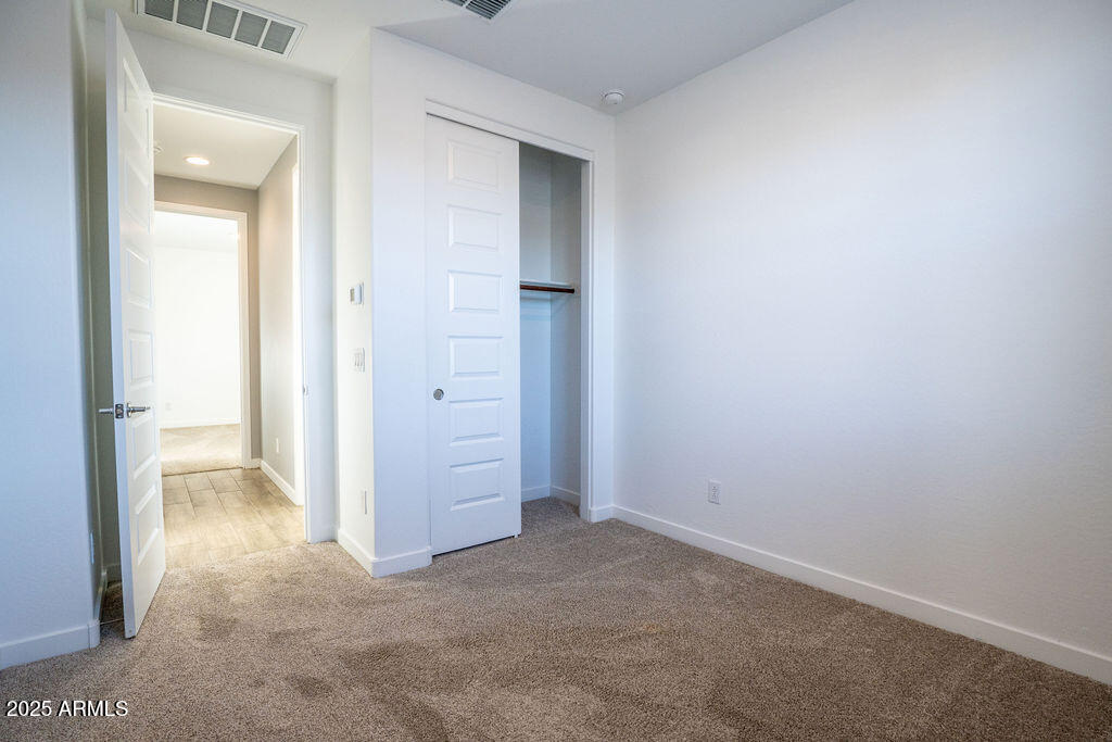 19447 W MARIPOSA Drive