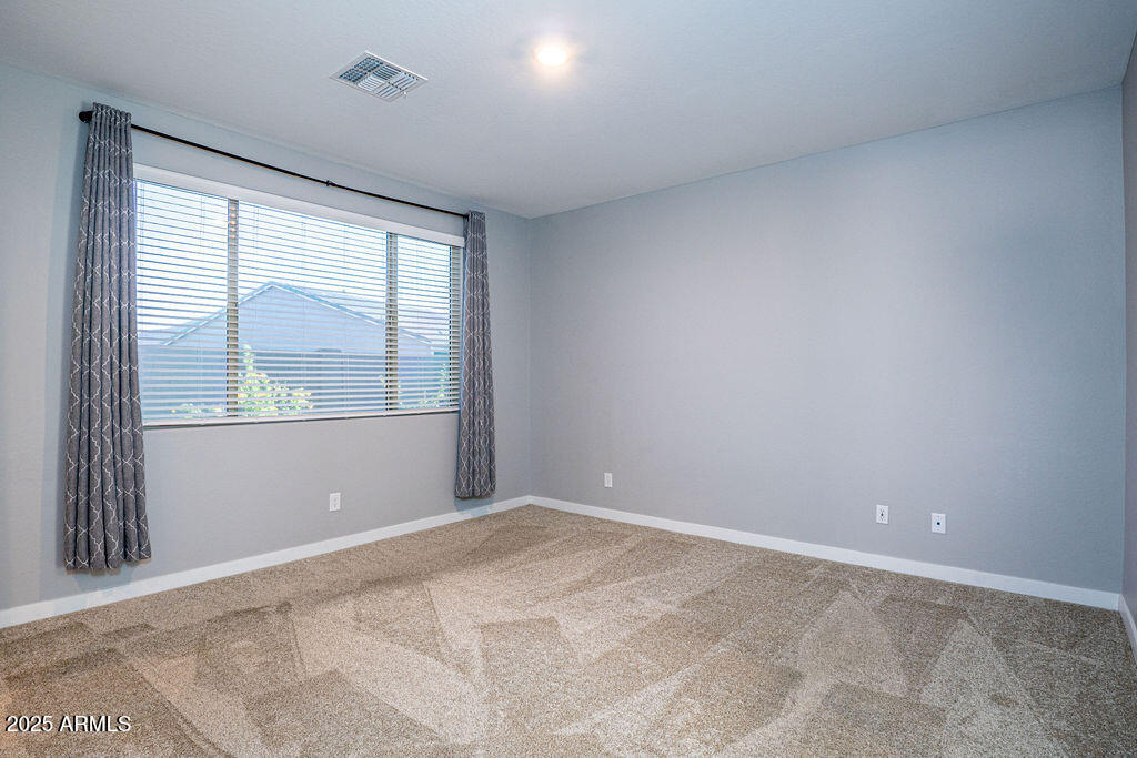 19447 W MARIPOSA Drive