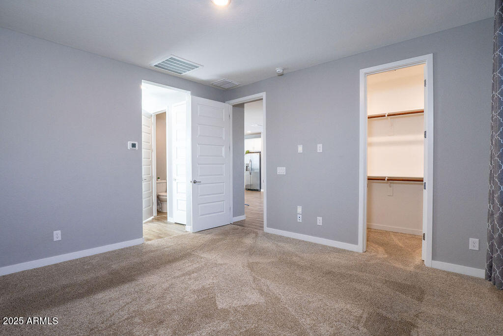 19447 W MARIPOSA Drive