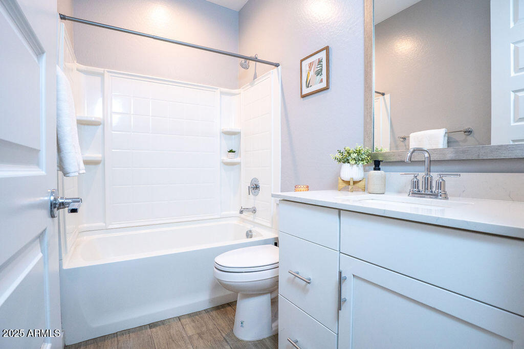 19447 W MARIPOSA Drive