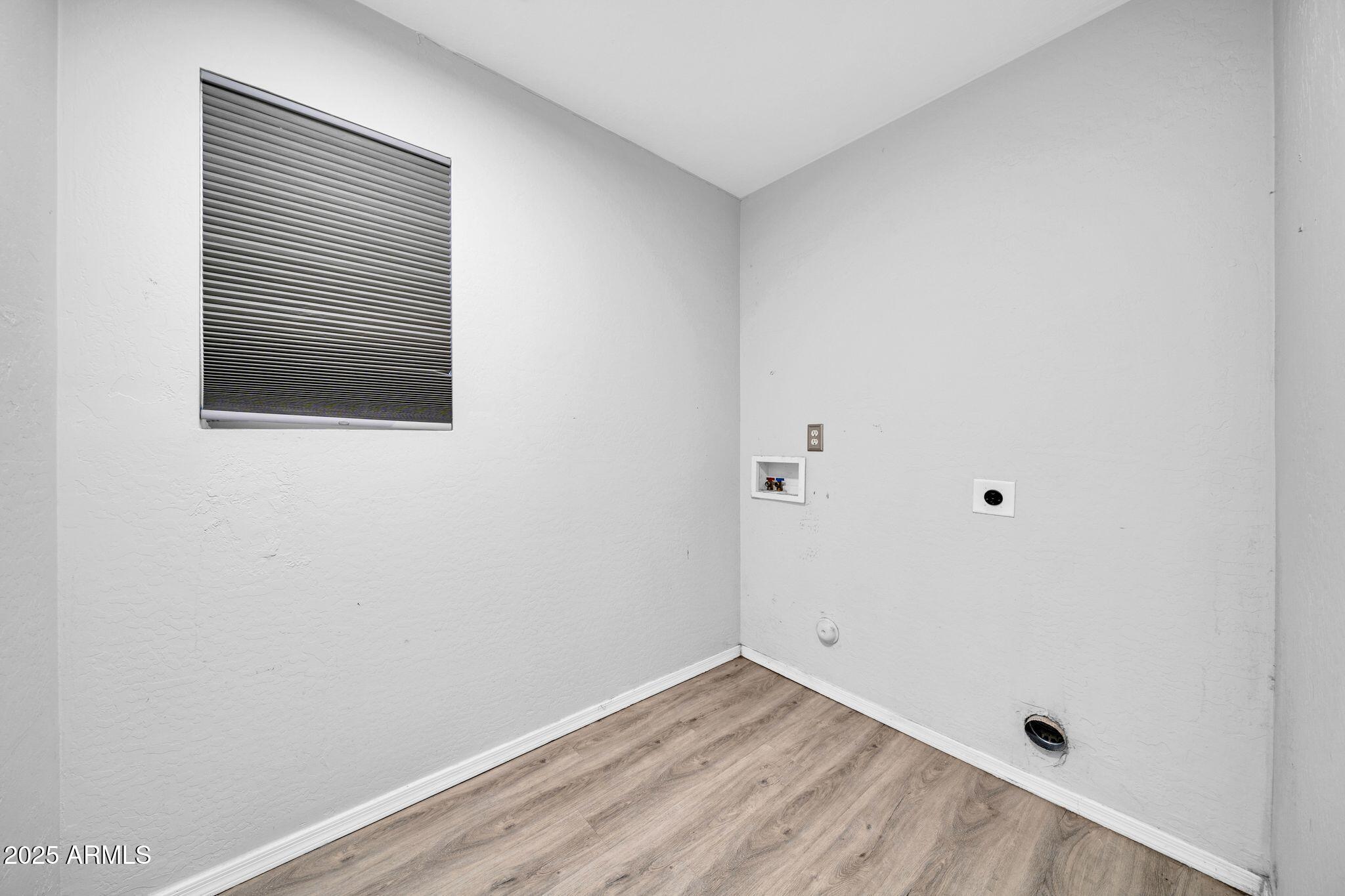 12510 W SANTA FE Lane