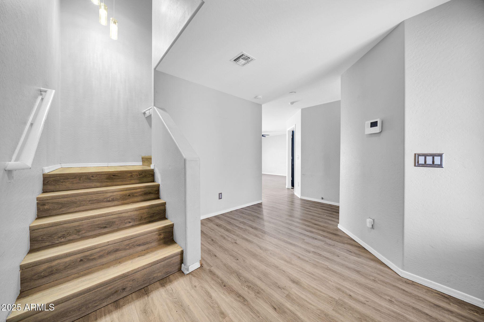 12510 W SANTA FE Lane