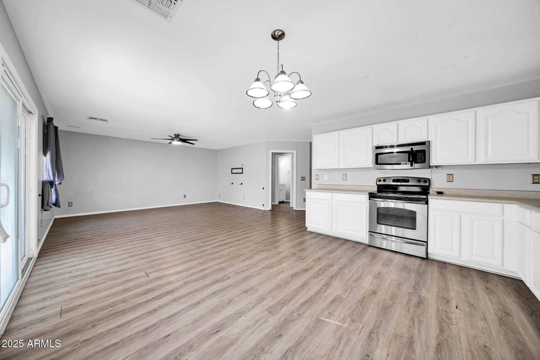 12510 W SANTA FE Lane