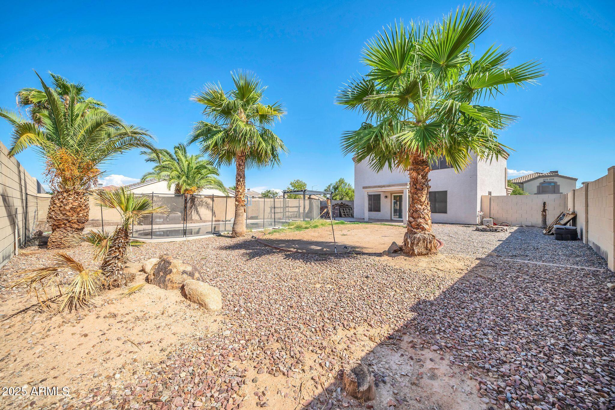 12510 W SANTA FE Lane