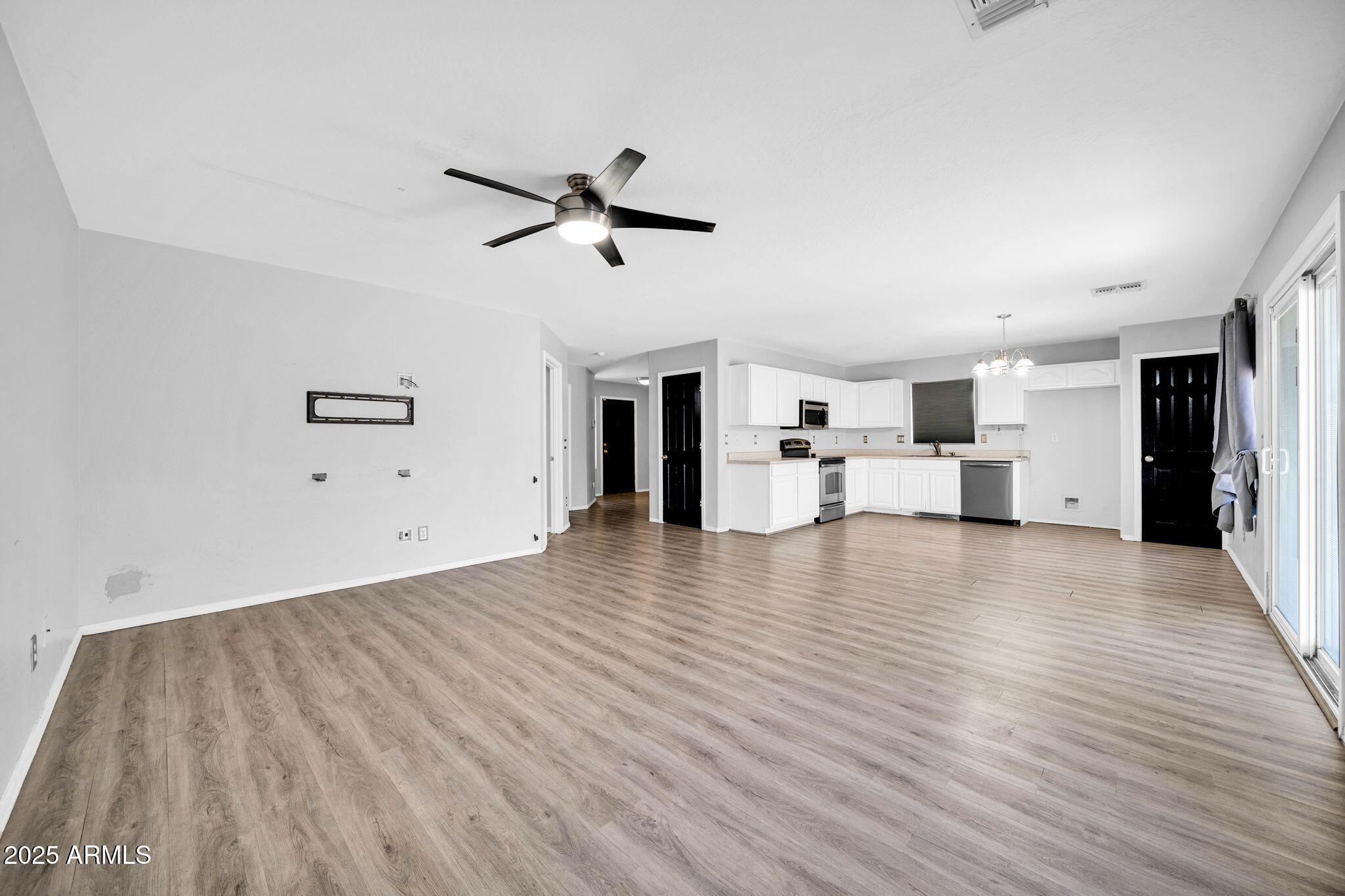 12510 W SANTA FE Lane