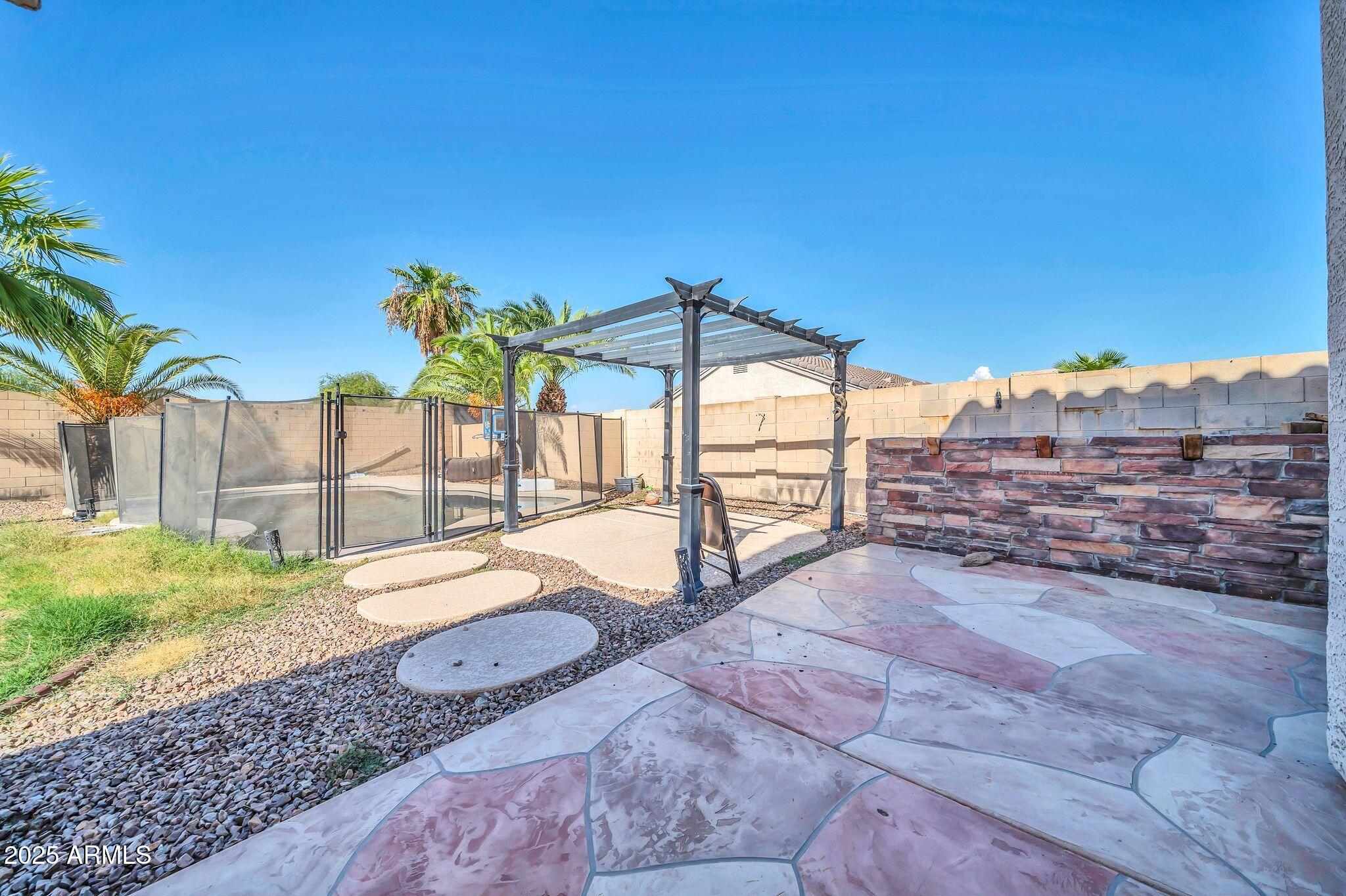 12510 W SANTA FE Lane