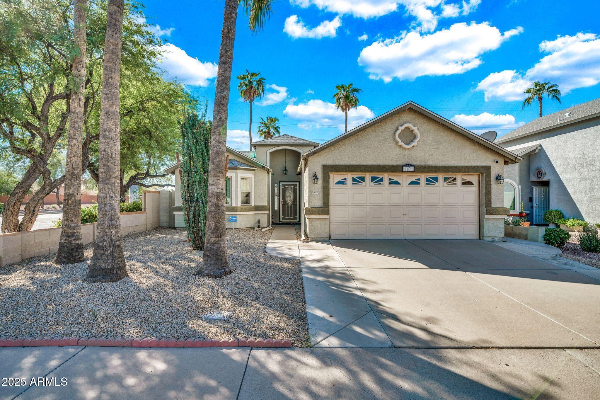 1531 E ROSEMONTE Drive