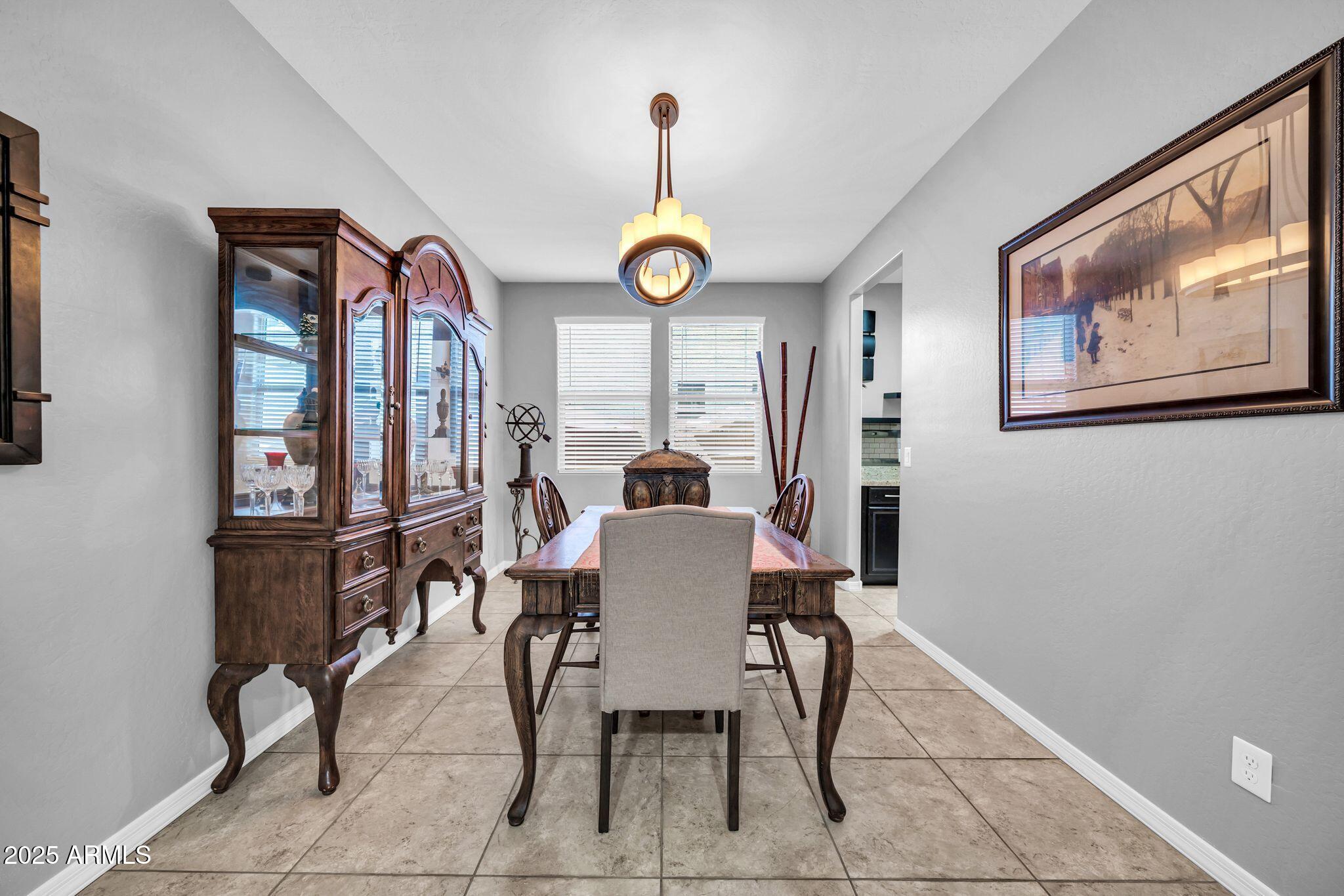 18362 W MARCONI Avenue