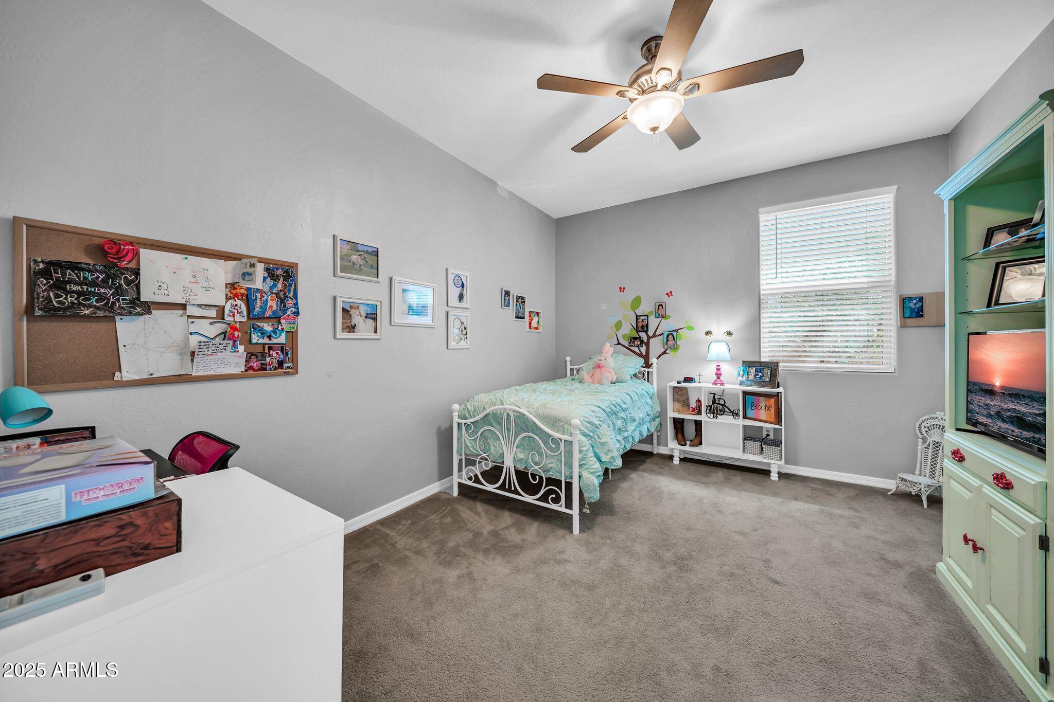 18362 W MARCONI Avenue