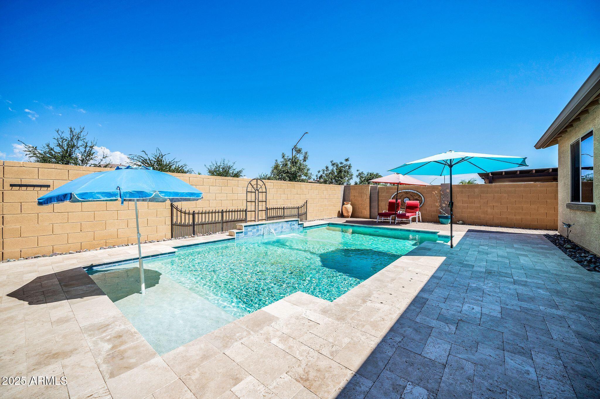 18362 W MARCONI Avenue