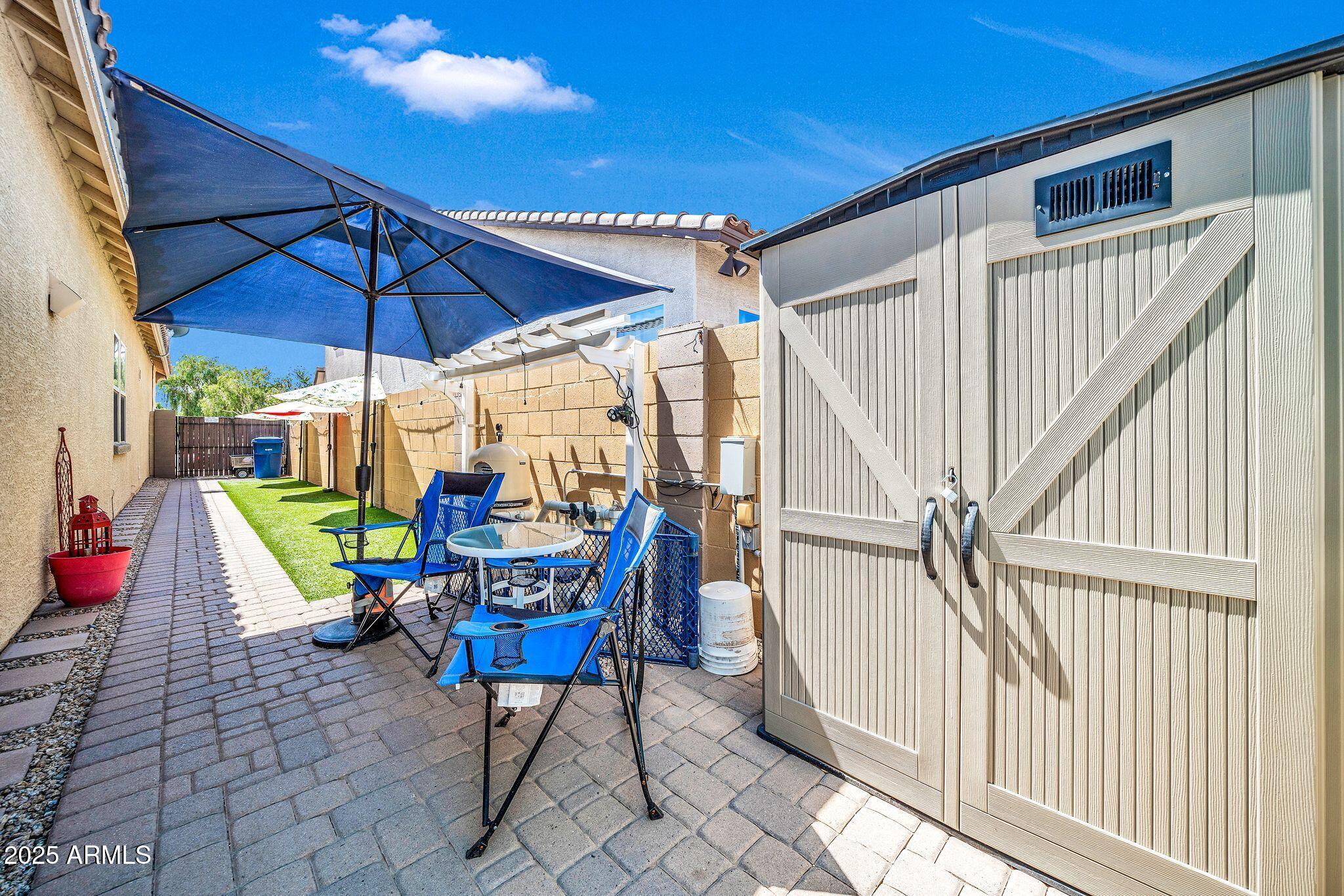 18362 W MARCONI Avenue