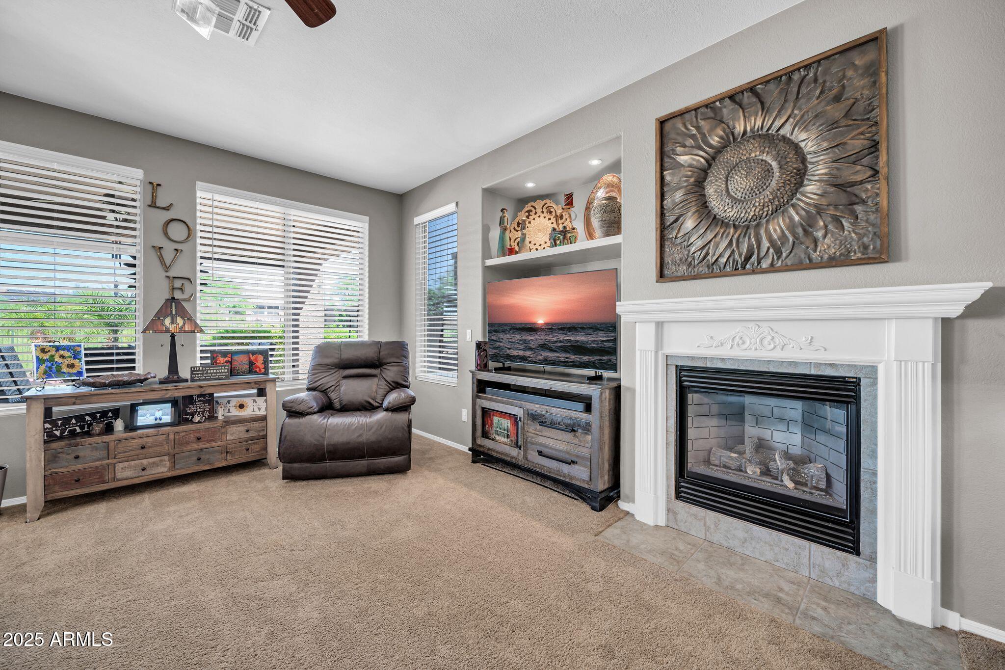 40924 N CROCKETT Trail