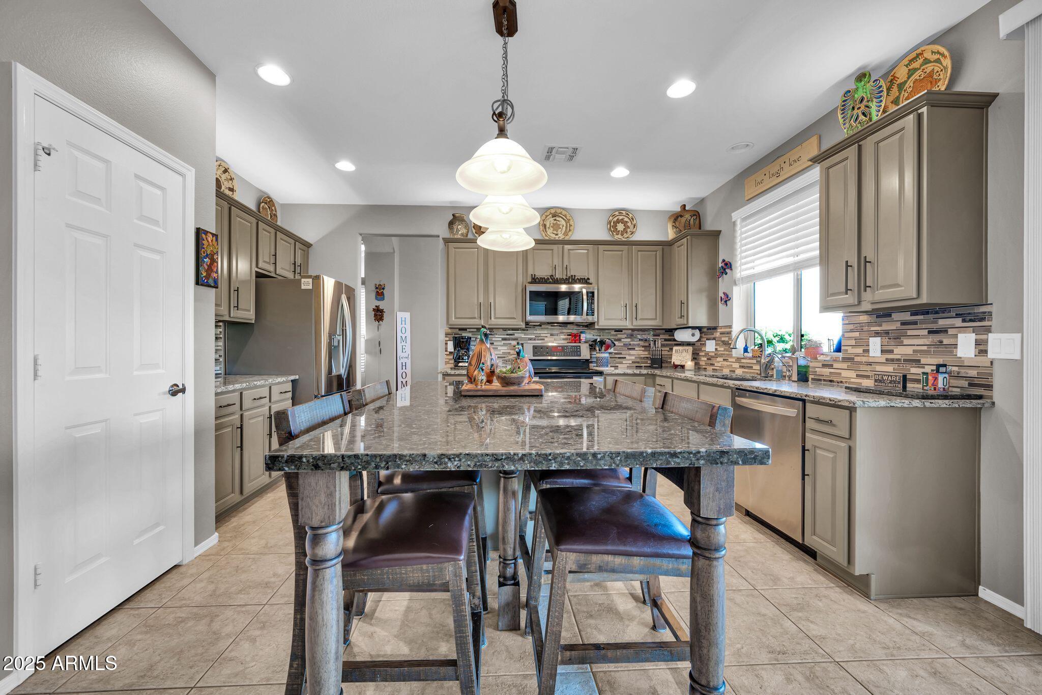 40924 N CROCKETT Trail