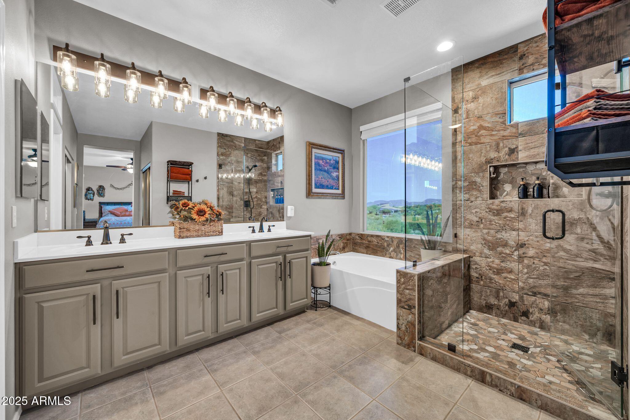 40924 N CROCKETT Trail