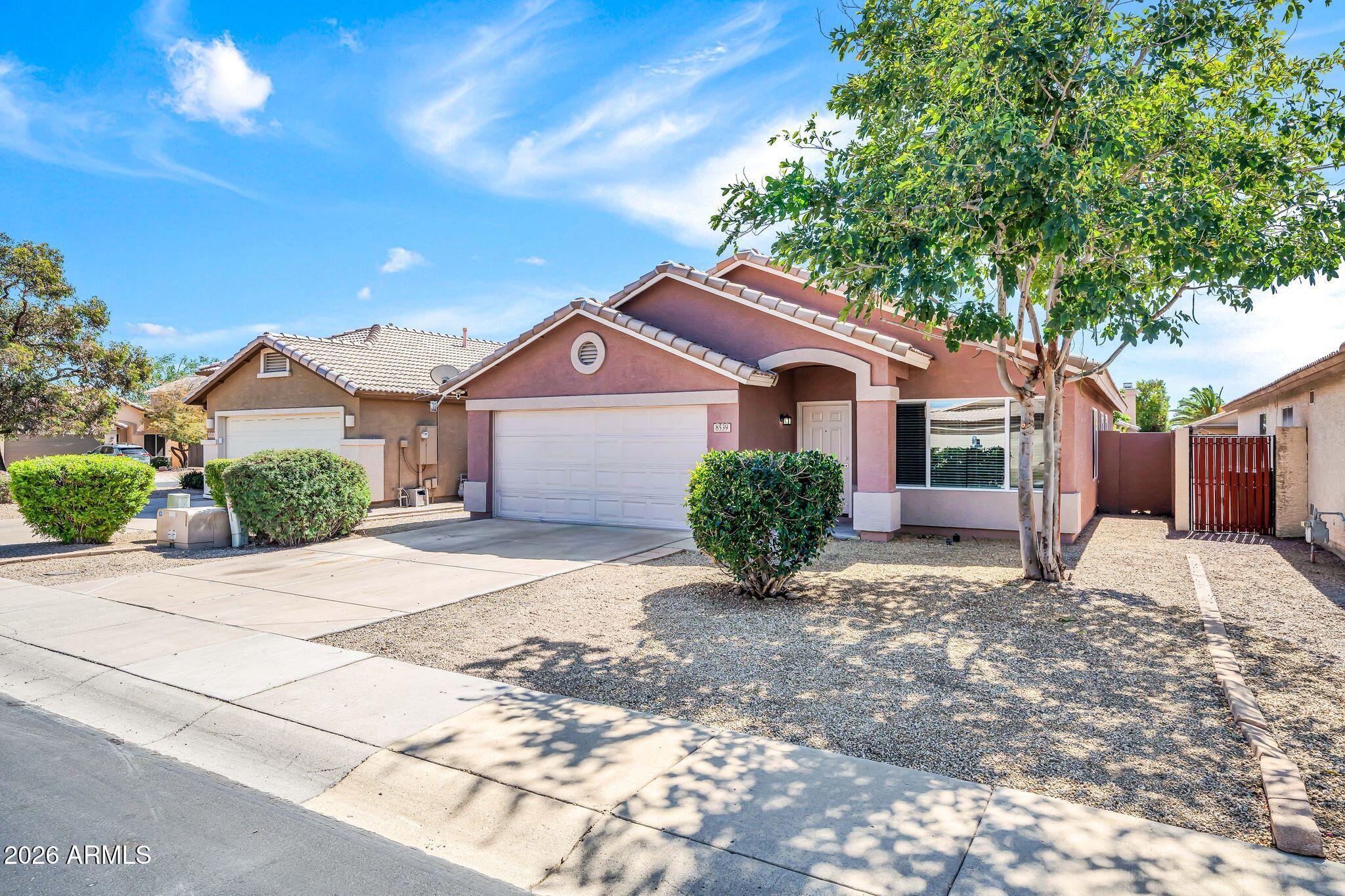 8539 W PARADISE Drive