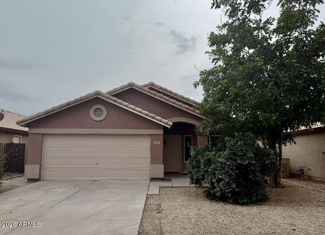 8539 W PARADISE Drive