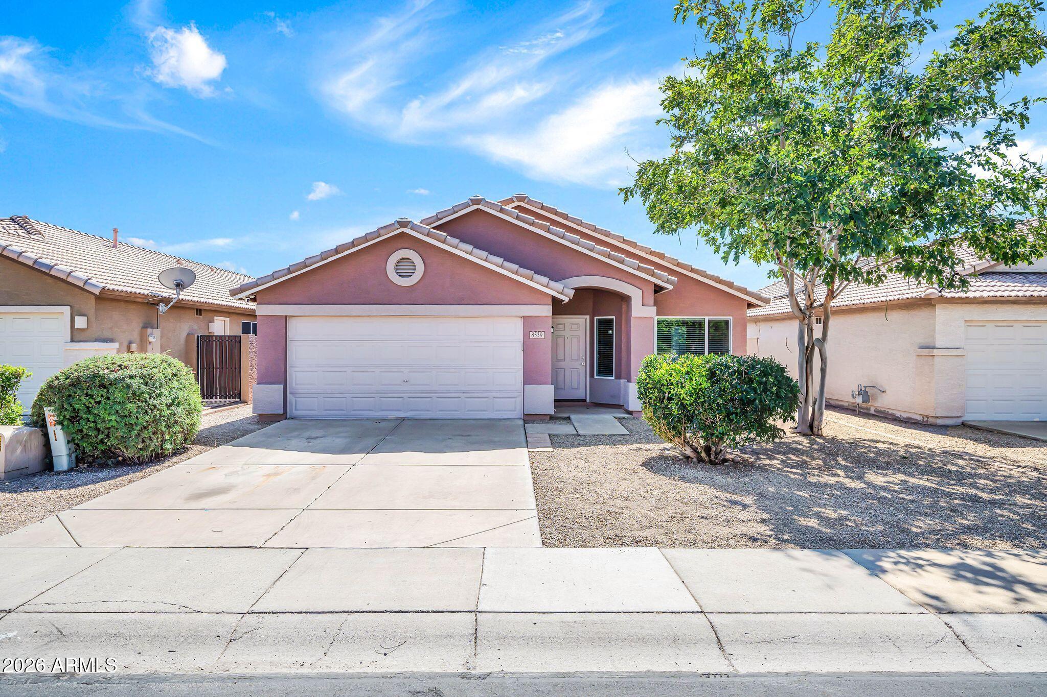 8539 W PARADISE Drive