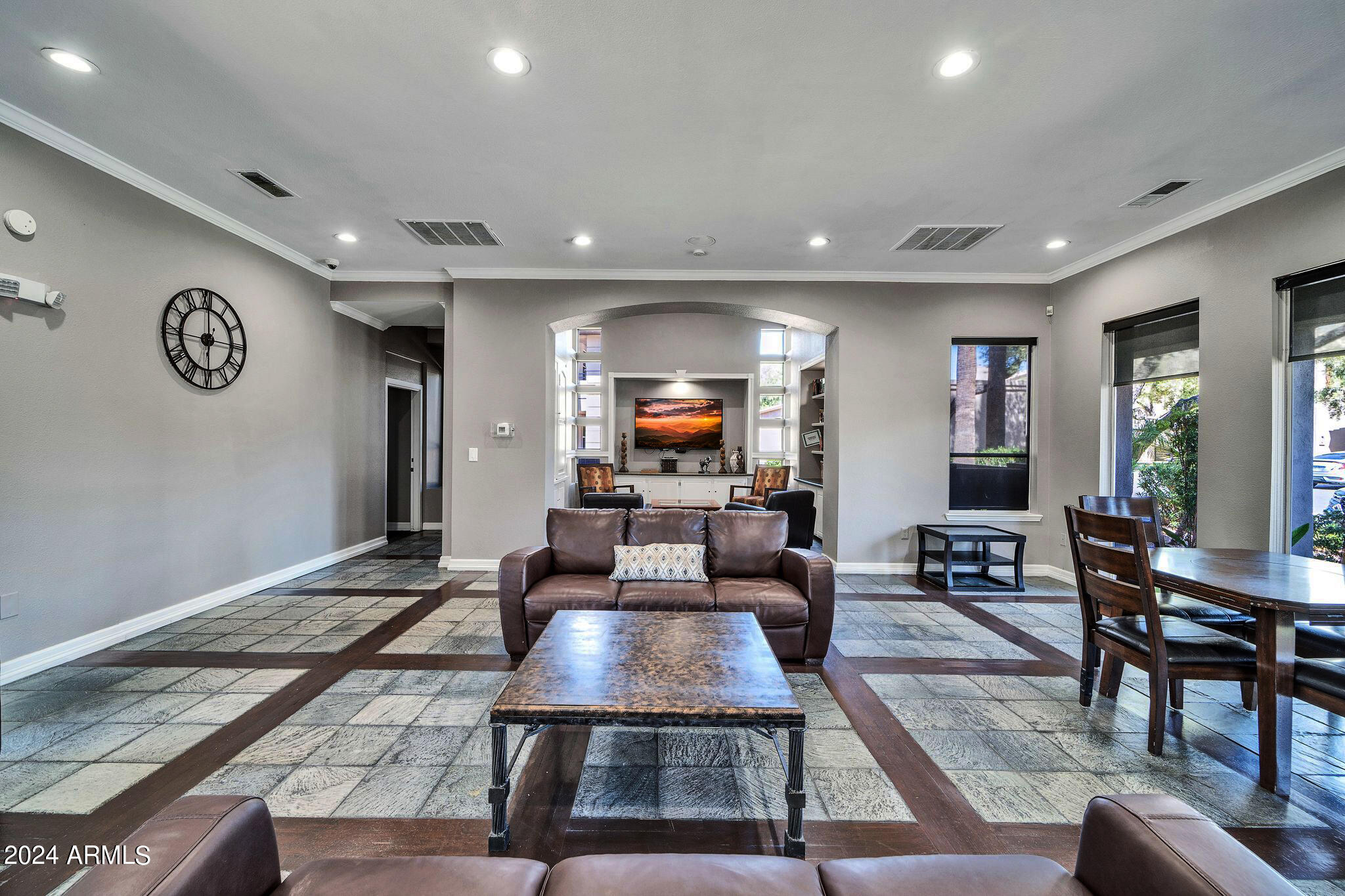 7009 E ACOMA Drive 1004
