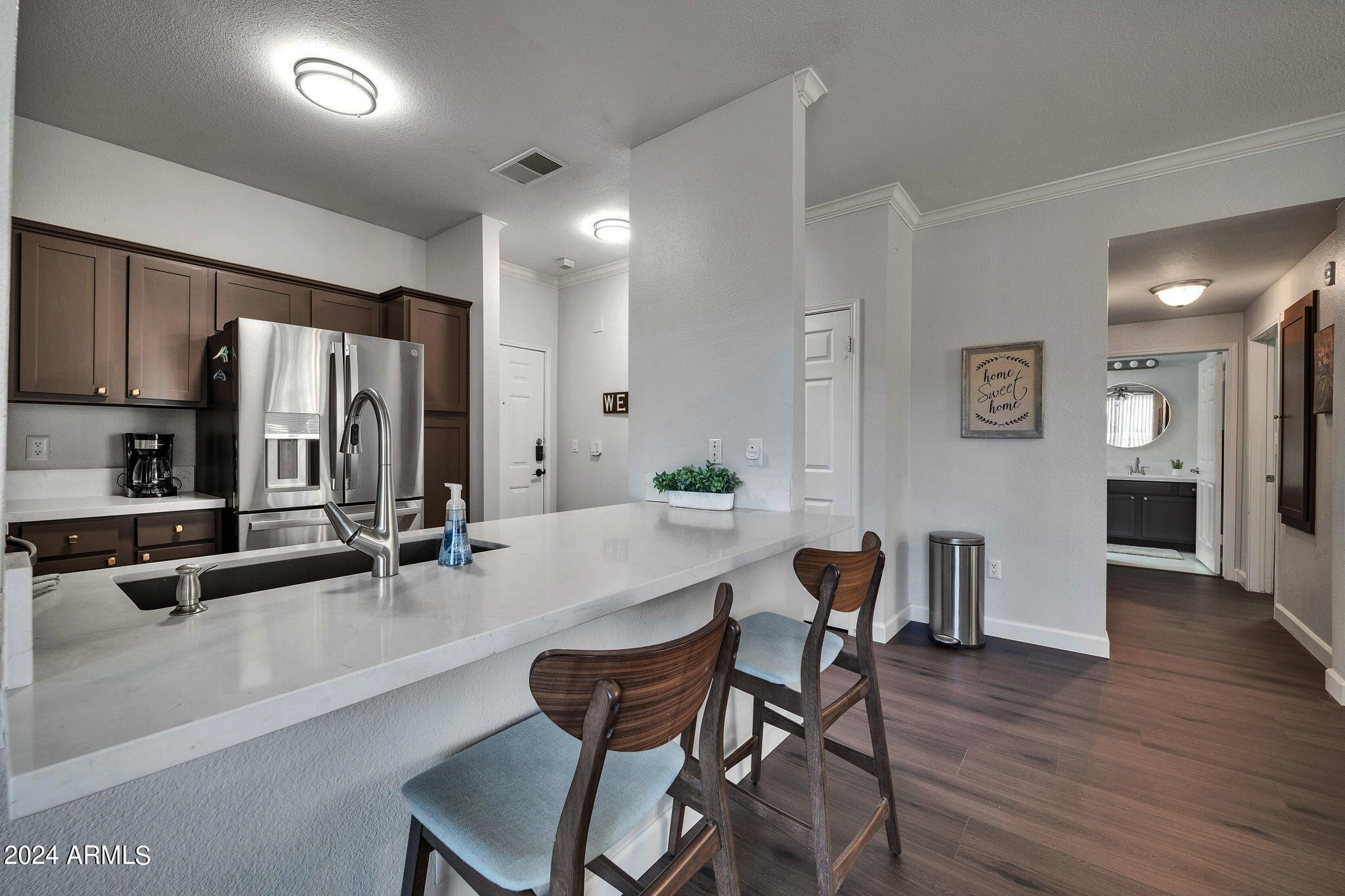 7009 E ACOMA Drive 1004