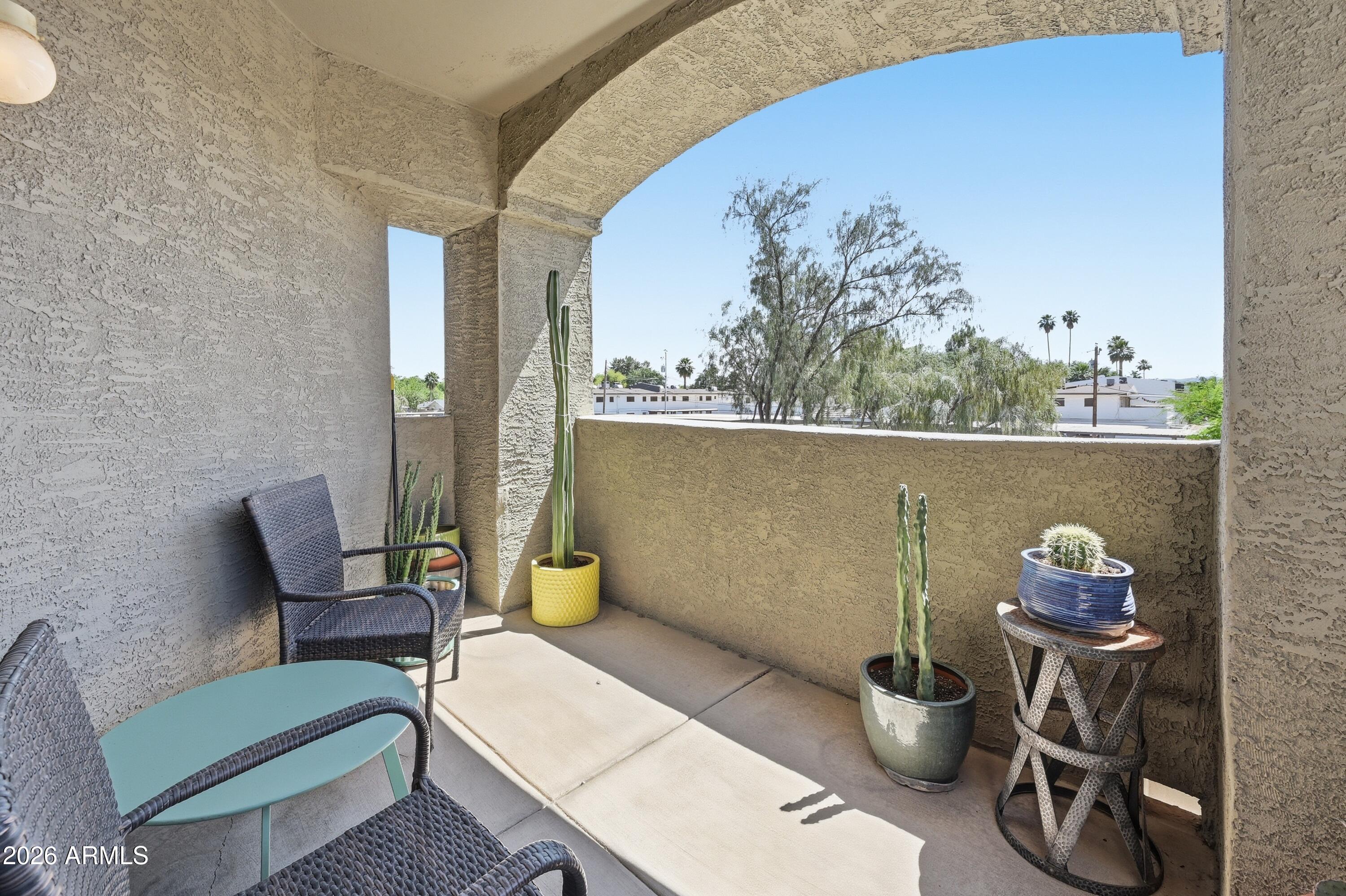 5303 N 7TH Street 220