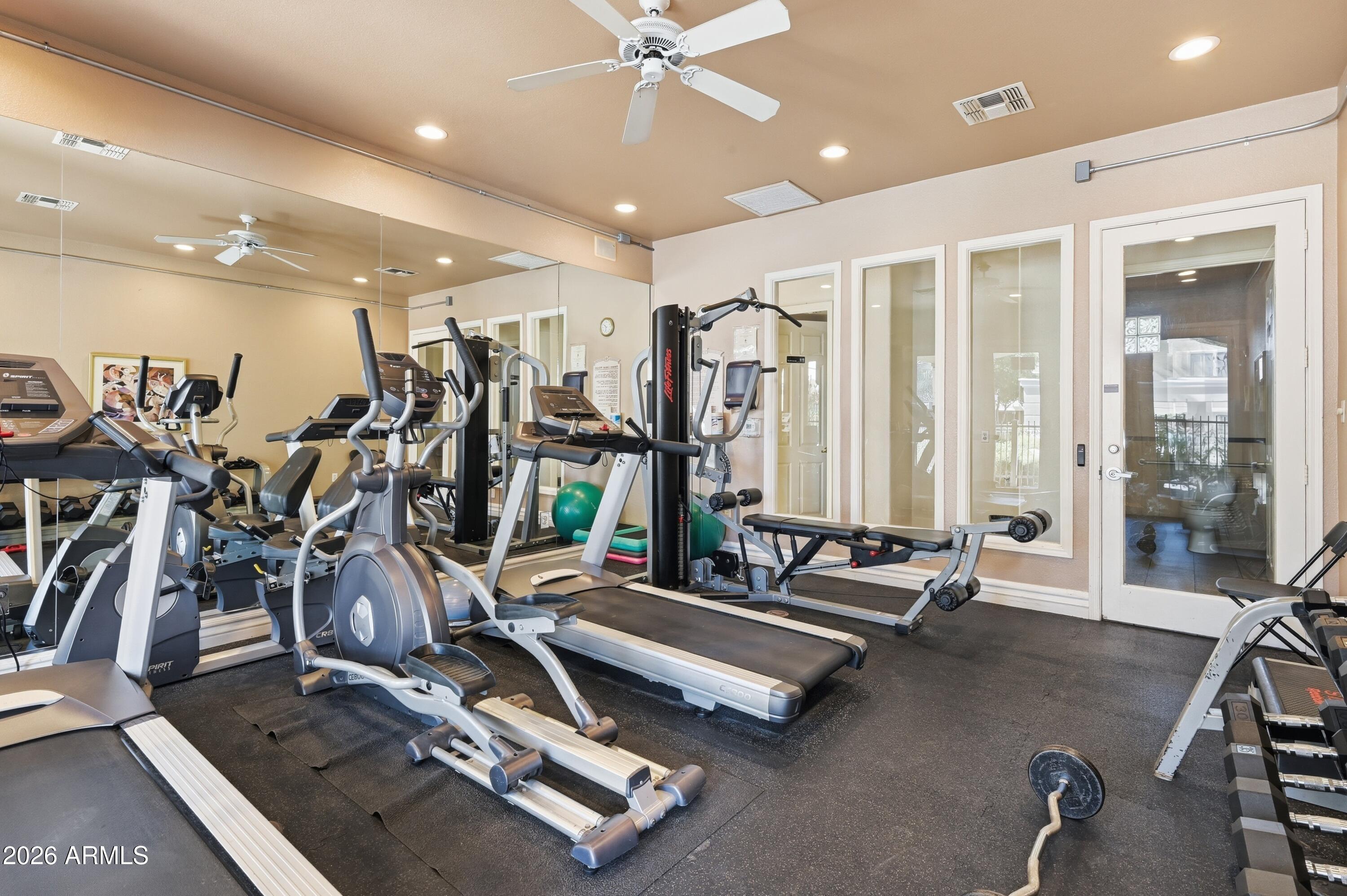 5303 N 7TH Street 220