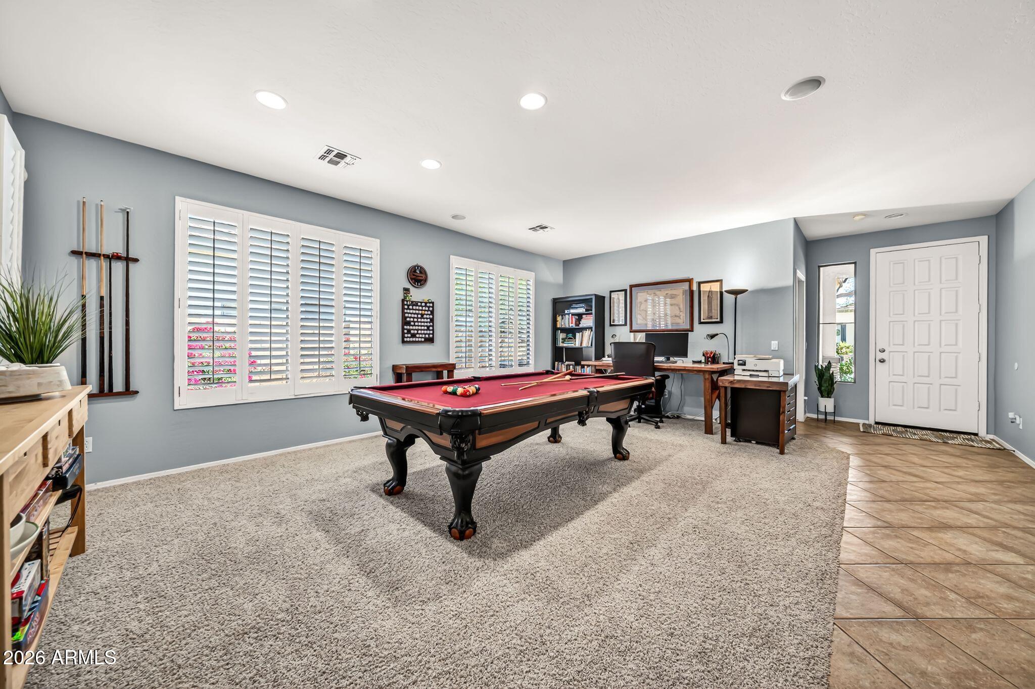 3359 W OWENS Way