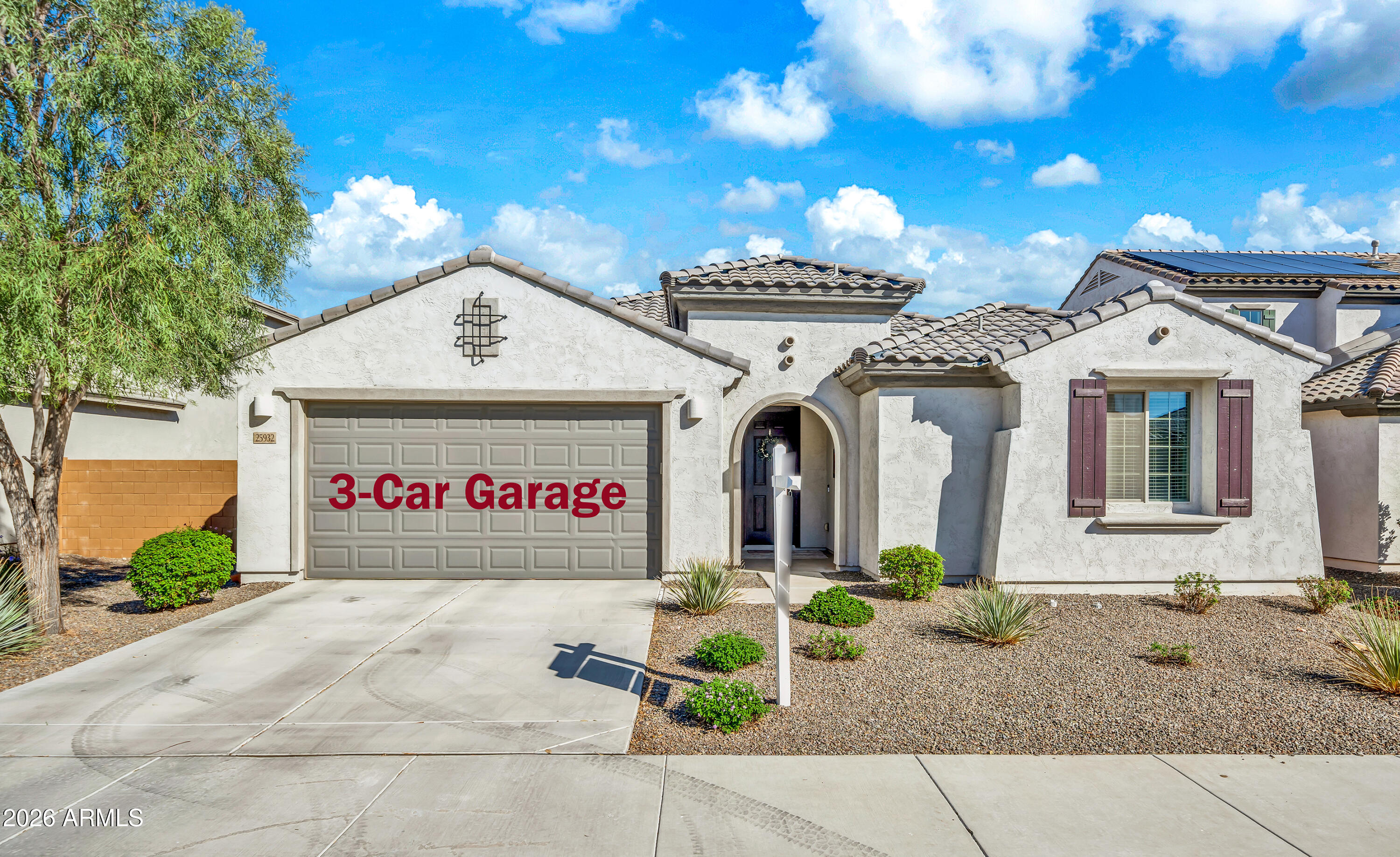 25932 W SANDS Drive