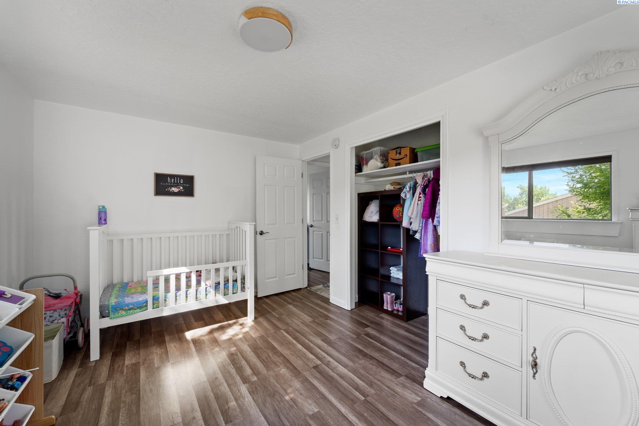 4406 Laurel Drive