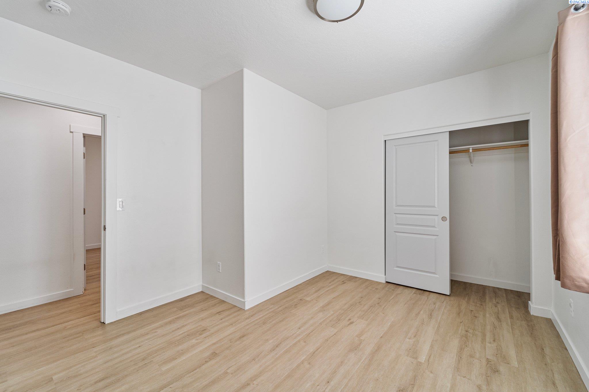 558 Jordan Lane