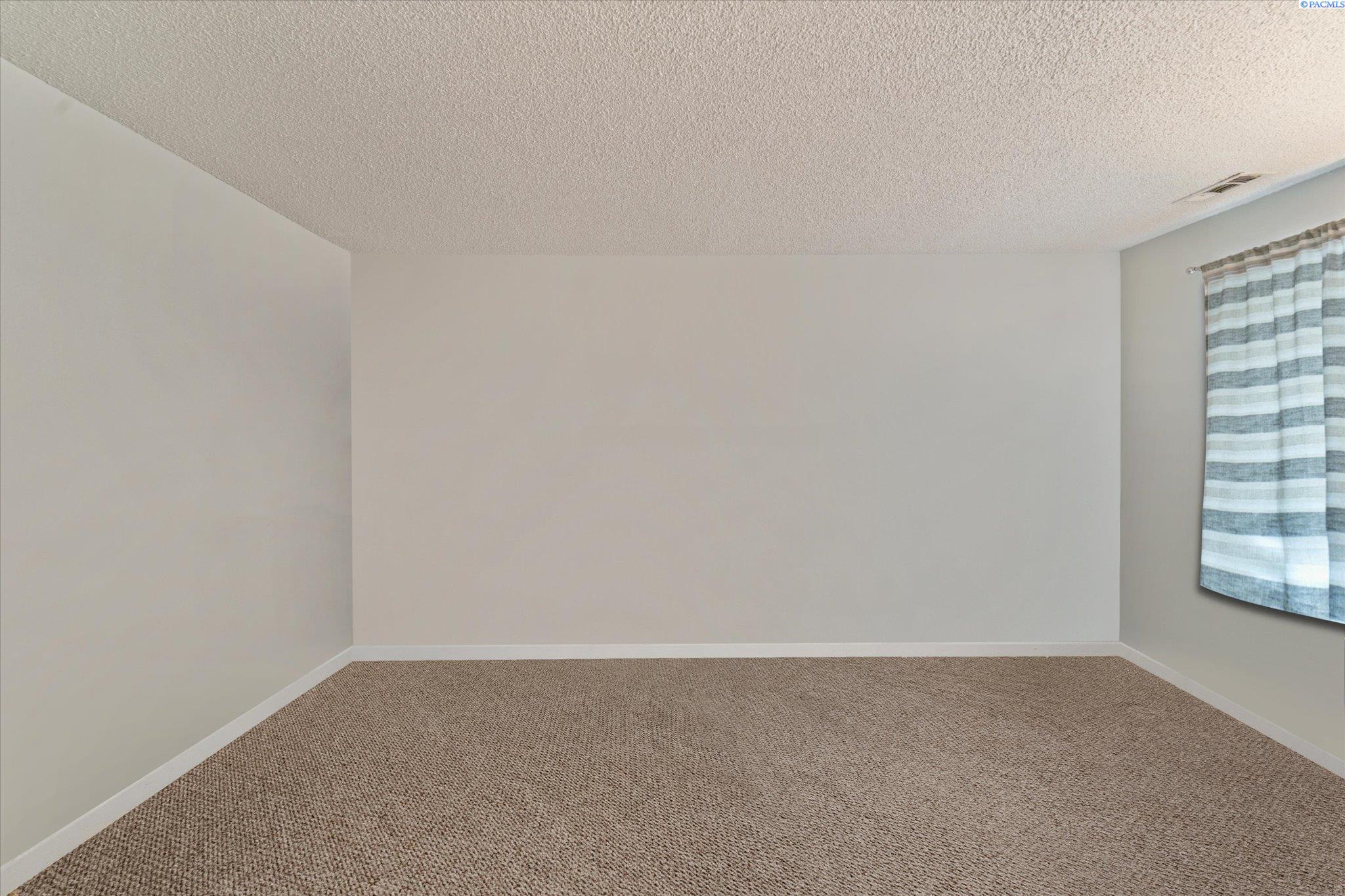 2313 W Sylvester St Unit: C8