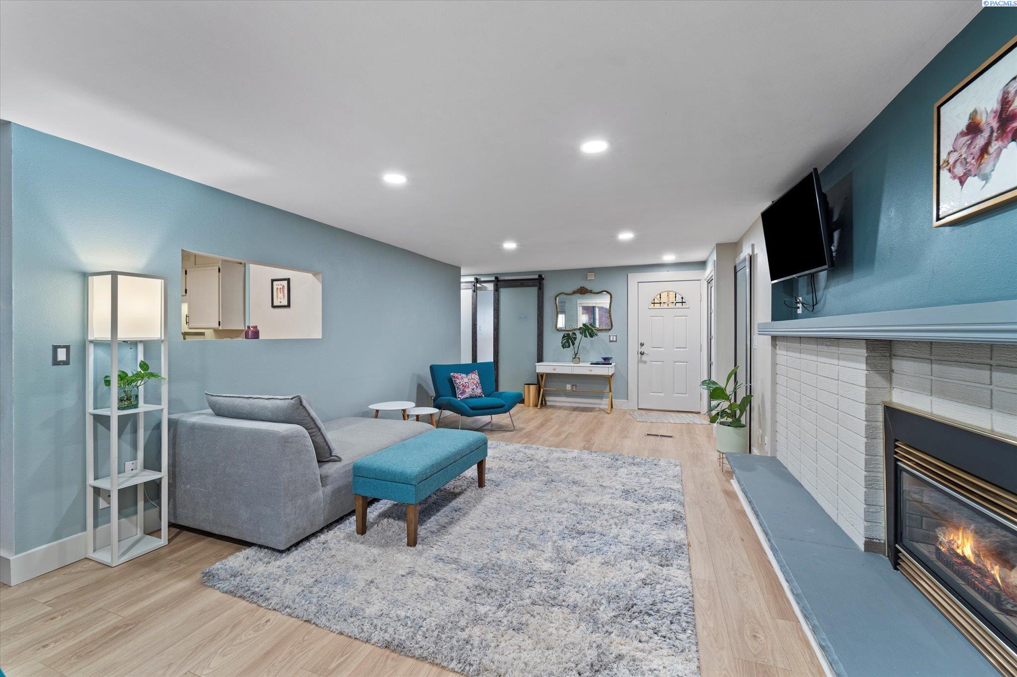 1307 Goethals Drive Unit: B