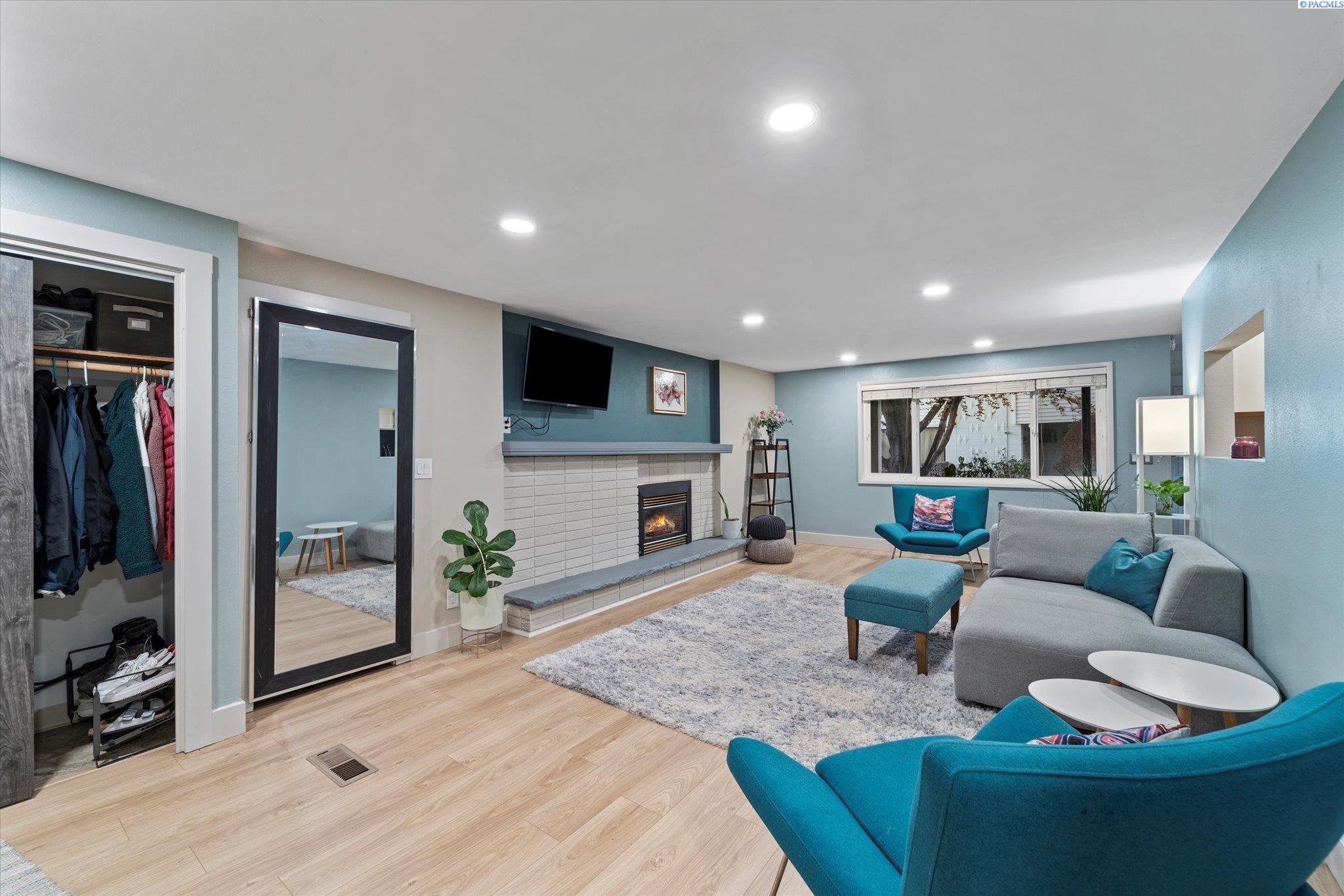 1307 Goethals Drive Unit: B