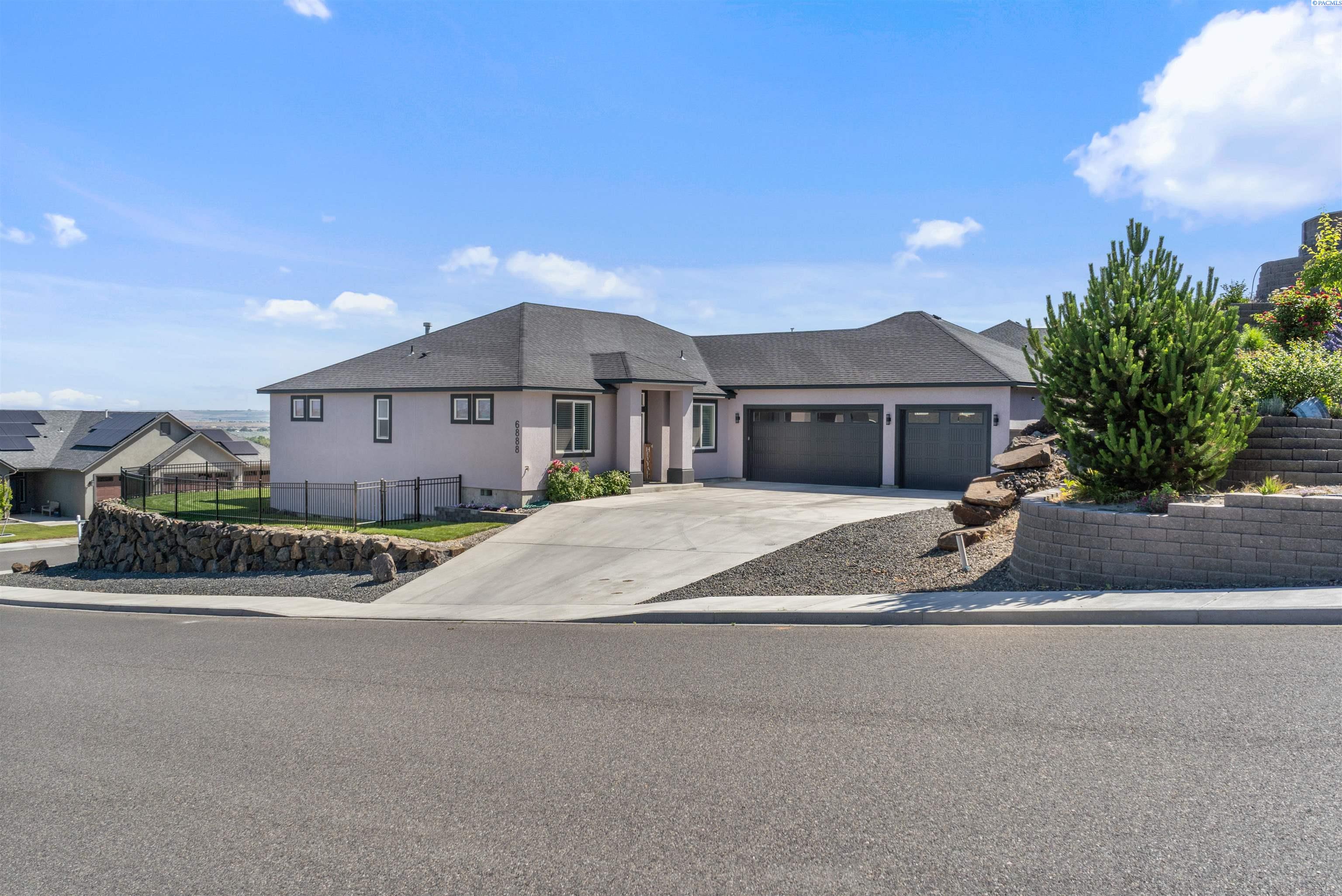 6888 Cyprus Loop