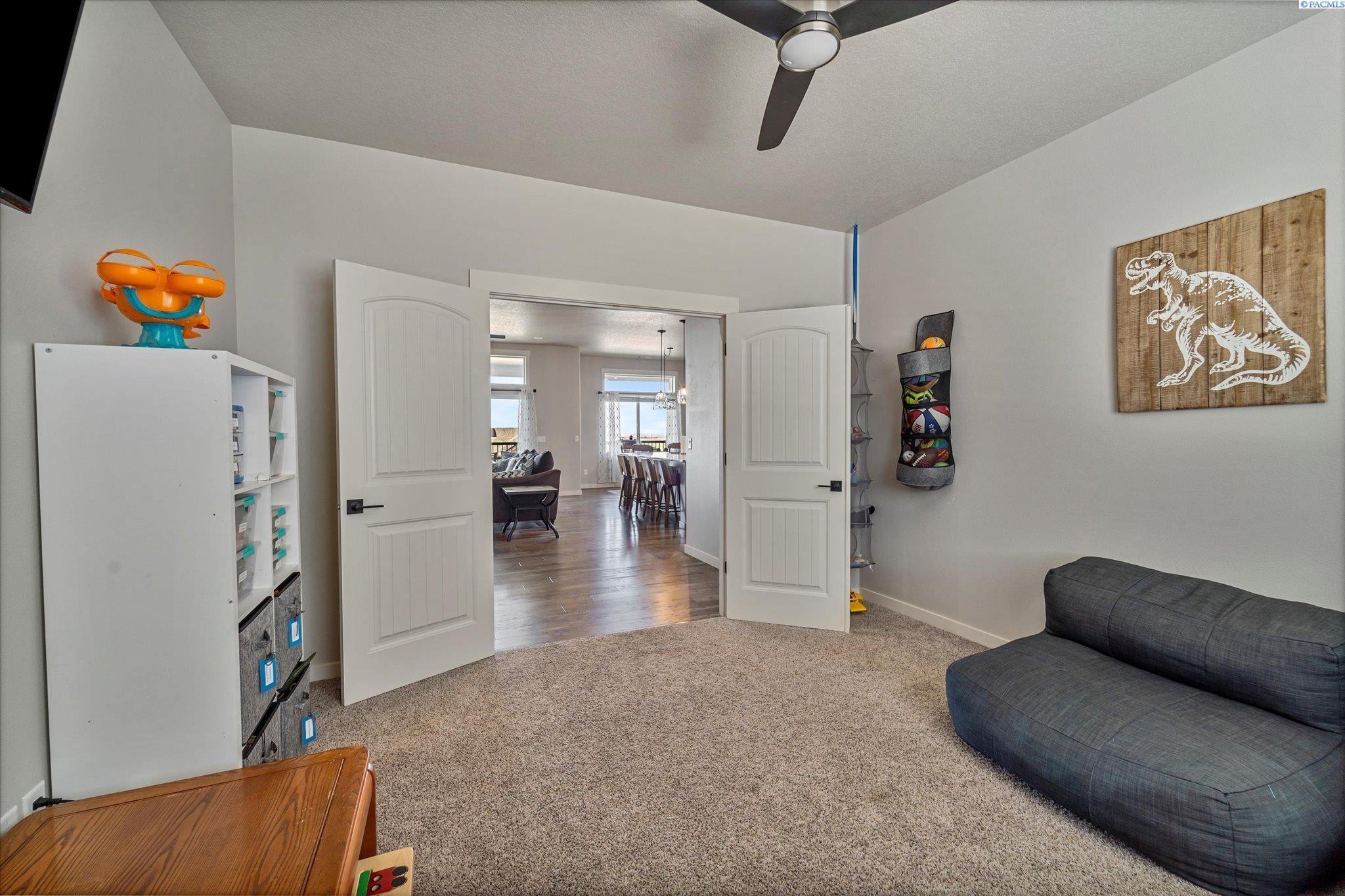 6888 Cyprus Loop