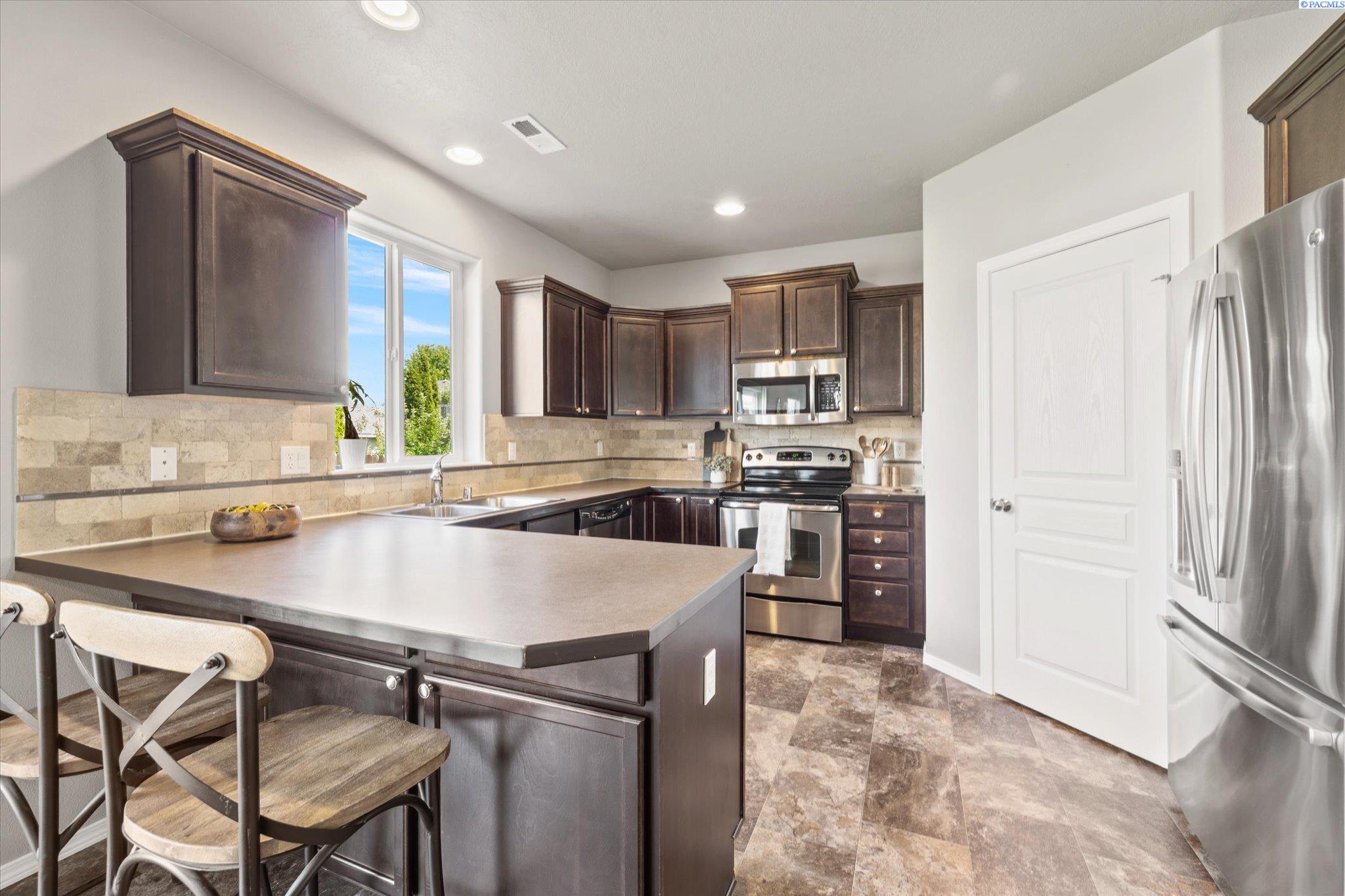 2654 Torrey Pines Way