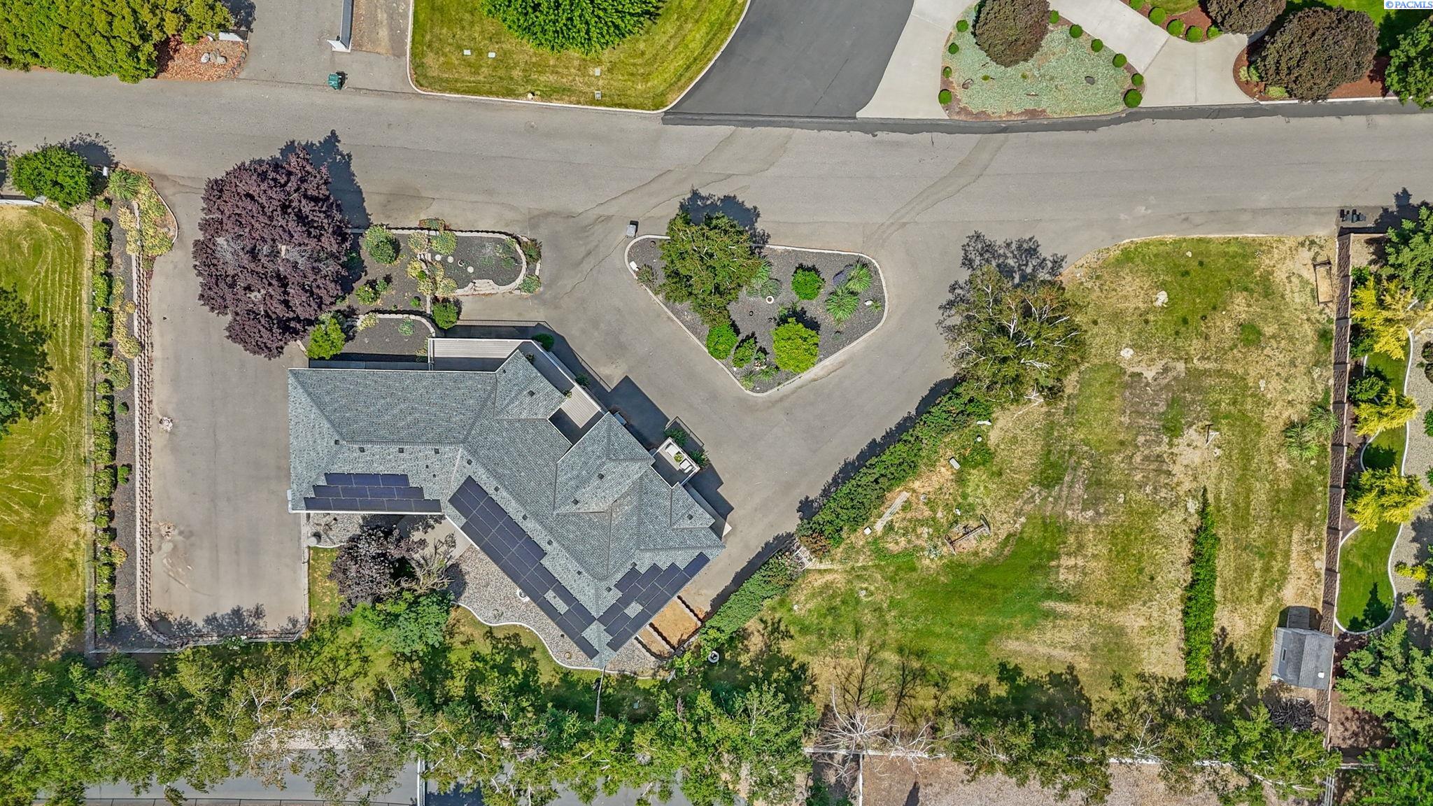4949 Rau Lane