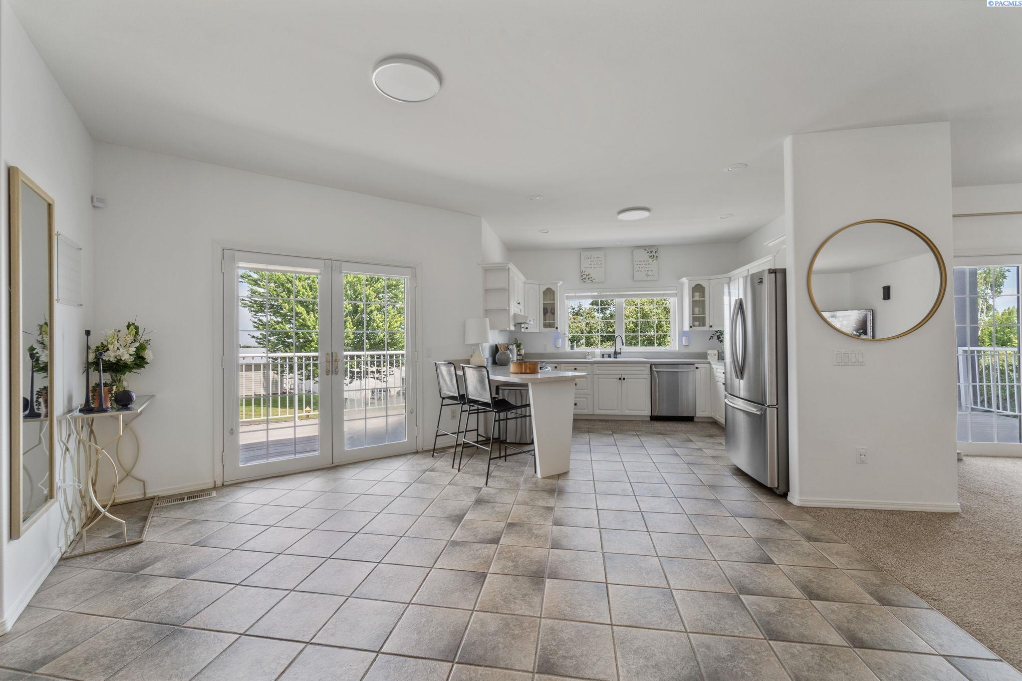 4949 Rau Lane