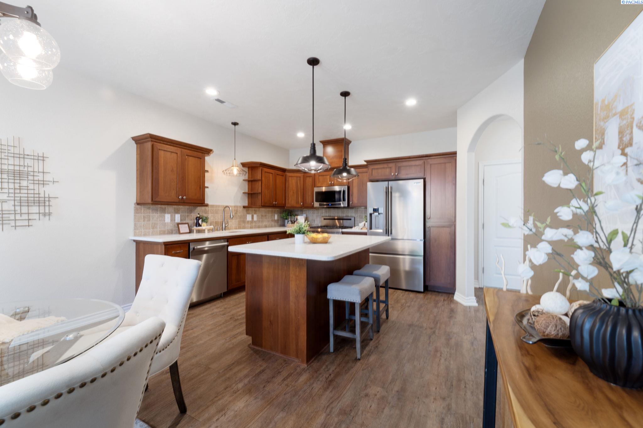 9411 Vincenzo Drive