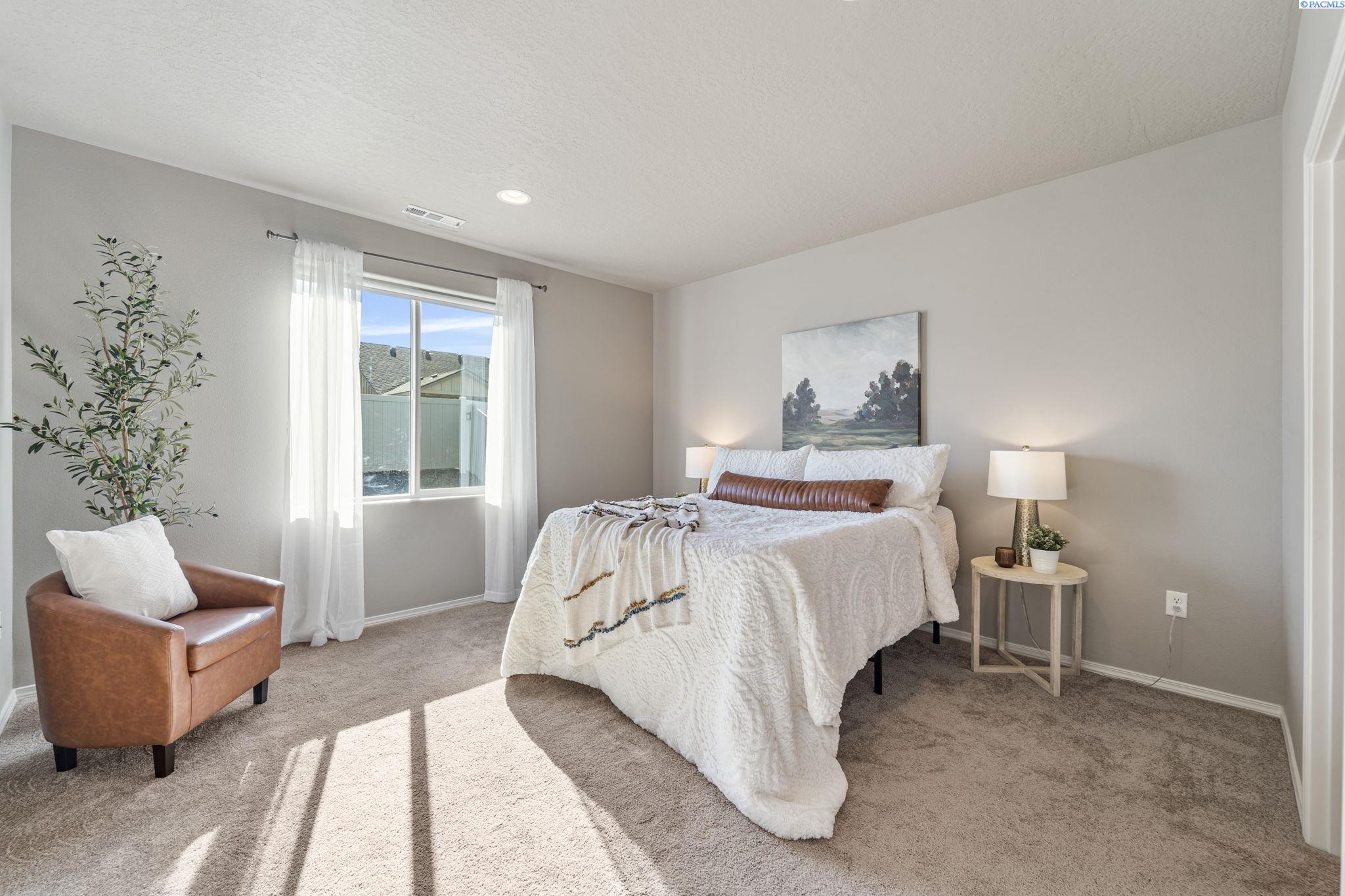 2975 Bellerive Drive
