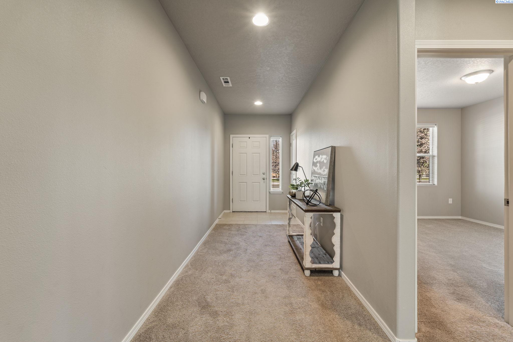 2975 Bellerive Drive